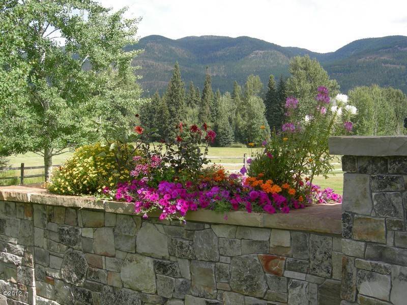 8. Single Family Homes for Sale at 405 Delrey Road, Whitefish, Montana 59937 United States
