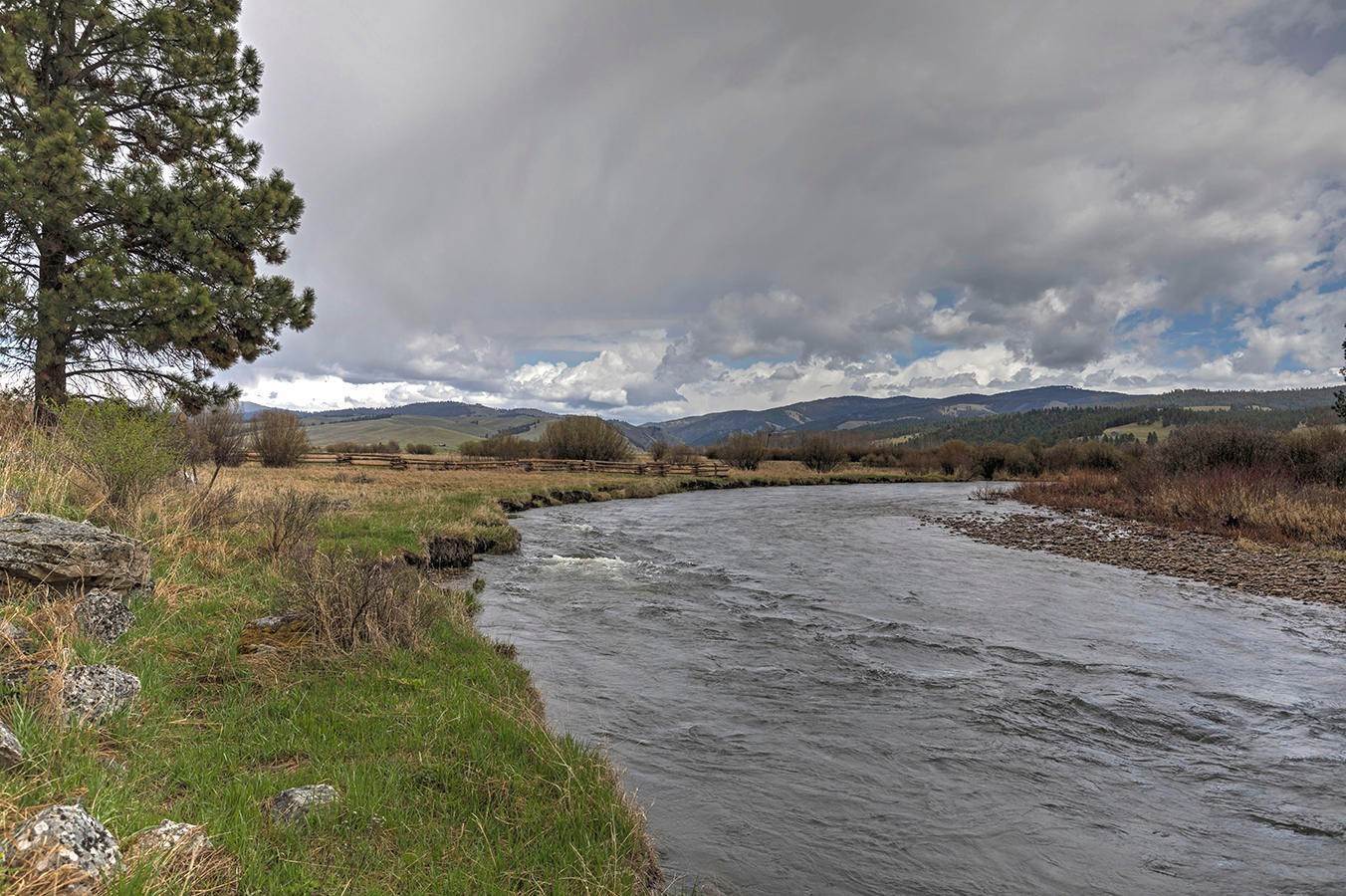 19. Land for Sale at 7040 Us-93, Sula, Montana 59871 United States
