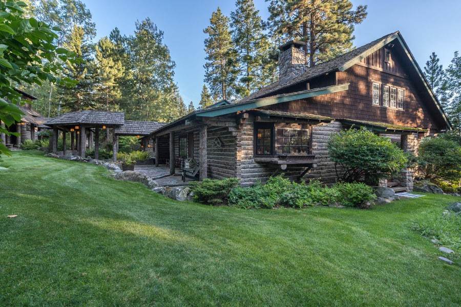 14. Single Family Homes for Sale at 13817 Sylvan Drive, Bigfork, Montana 59911 United States