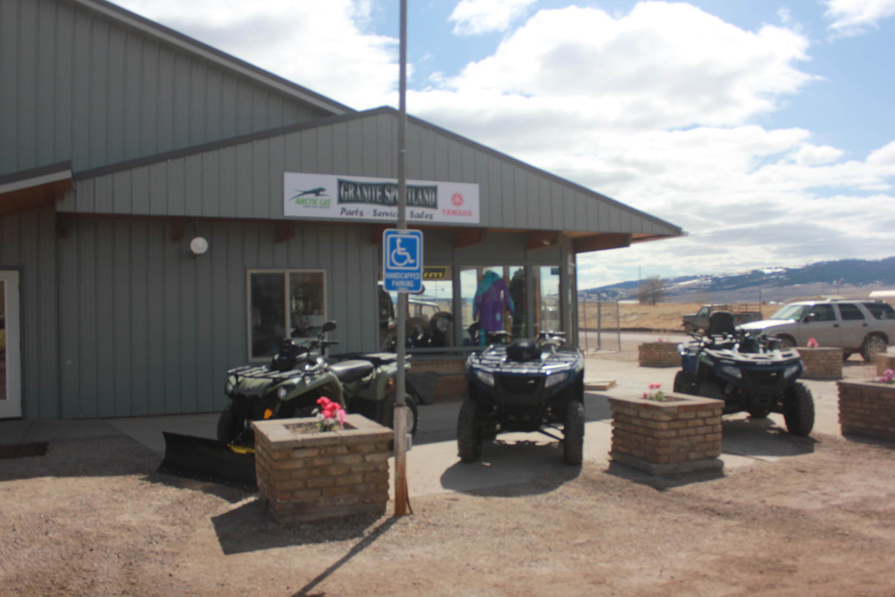 4. Commercial for Sale at 728 West Broadway Street Philipsburg, Montana 59858 United States