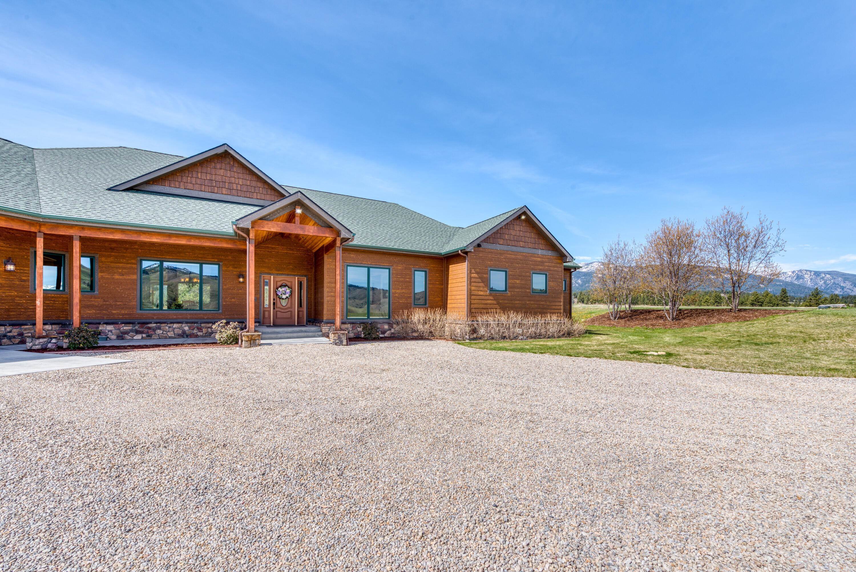 7. Single Family Homes for Sale at 145 Grouse Butte Lane, Darby, Montana 59829 United States