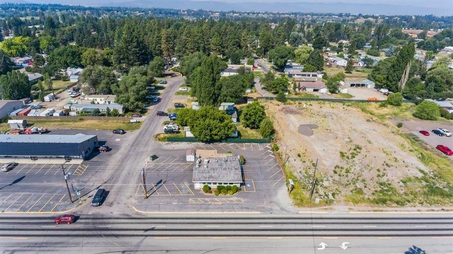 4. Commercial for Sale at 2316 U.S. Hwy 2 East, Kalispell, Montana 59901 United States