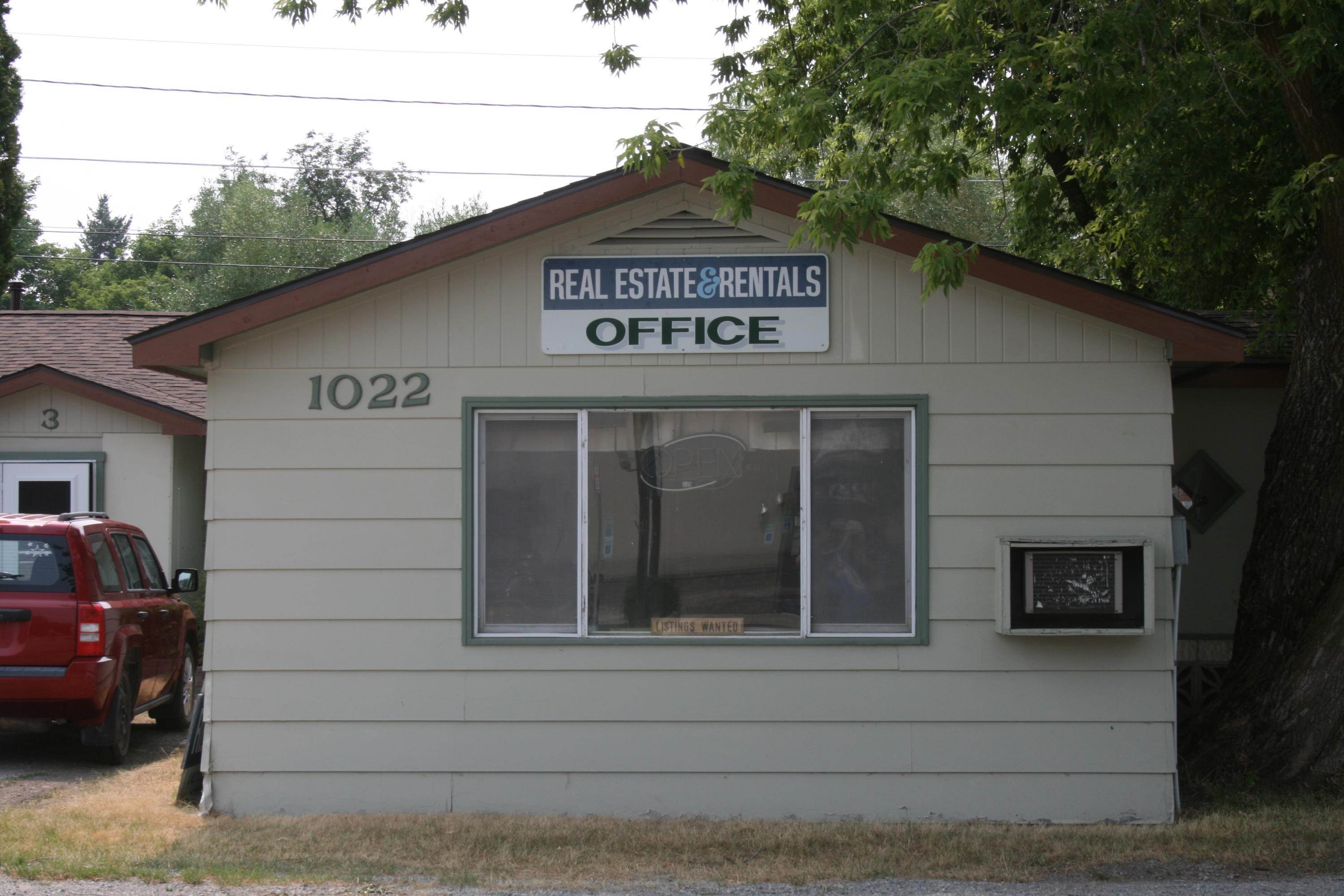 8. Commercial for Sale at 1022 9th Street, Columbia Falls, Montana 59912 United States