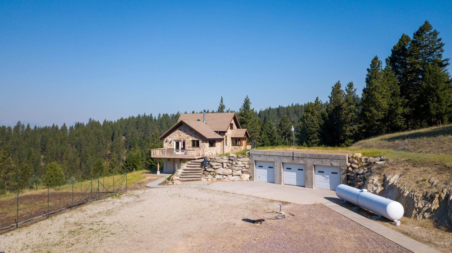 9. Single Family Homes for Sale at 2212 Willow Creek Road, Corvallis, Montana 59828 United States