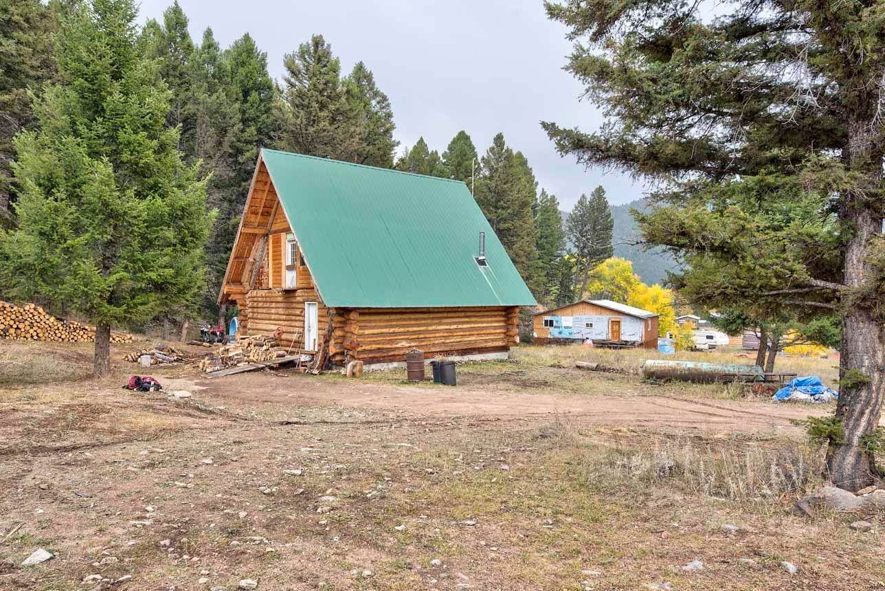 3. Single Family Homes for Sale at 10 Basin Creek Road, Basin, Montana 59631 United States