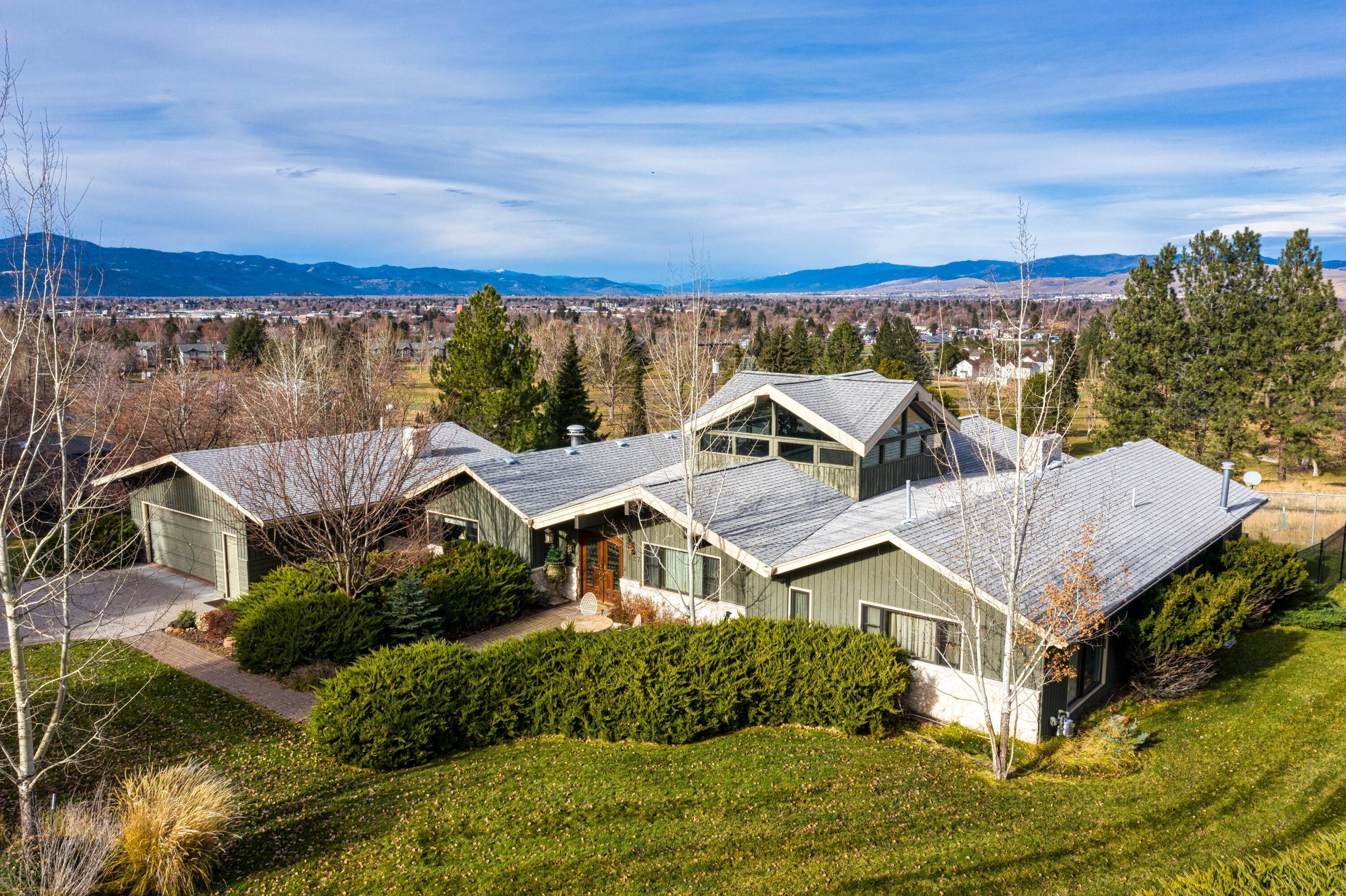 1. Single Family Homes for Sale at 127 West Hill Crest Drive, Missoula, Montana 59803 United States