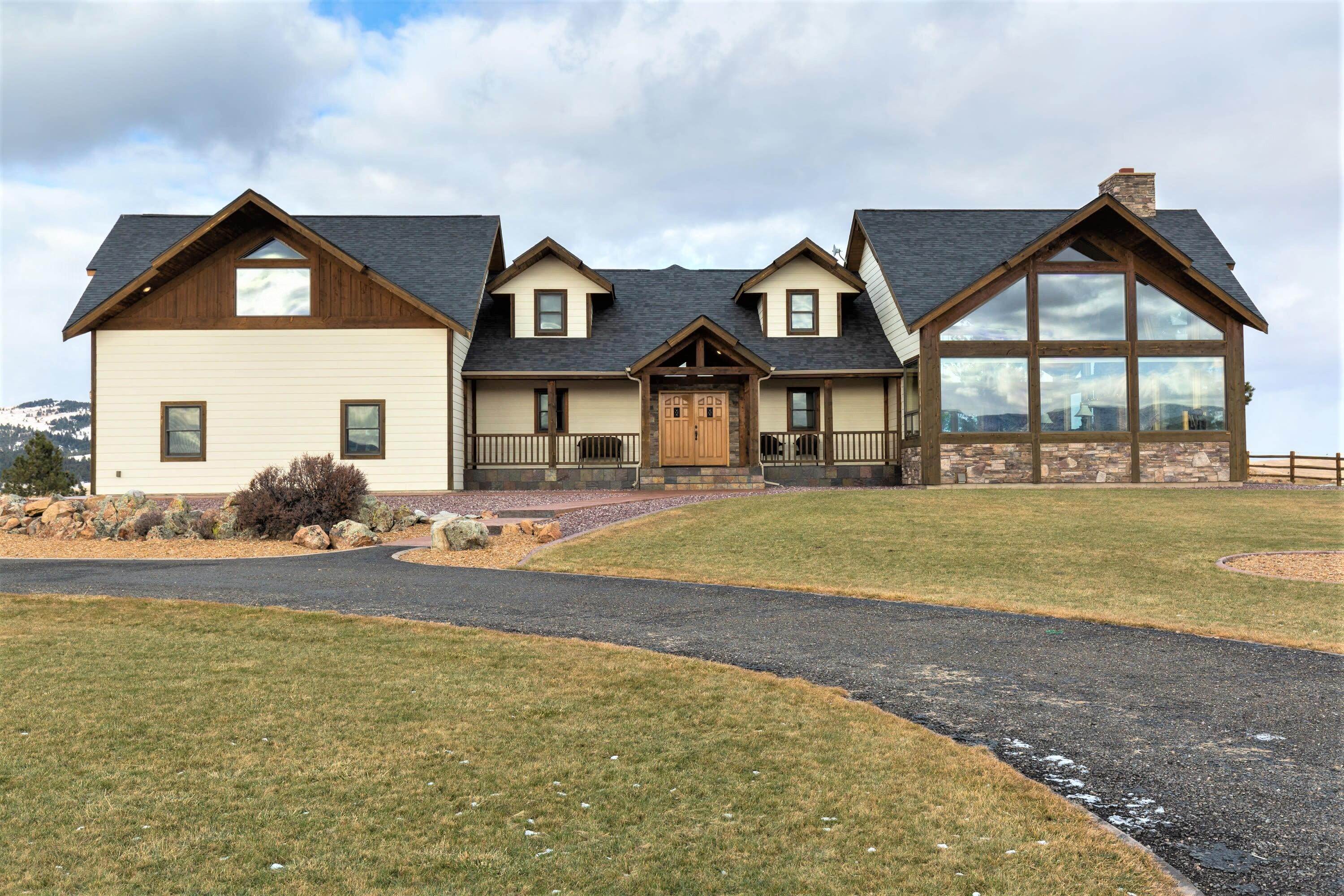 4. Single Family Homes for Sale at 9 Moonlight Ridge Road Clancy, Montana 59634 United States