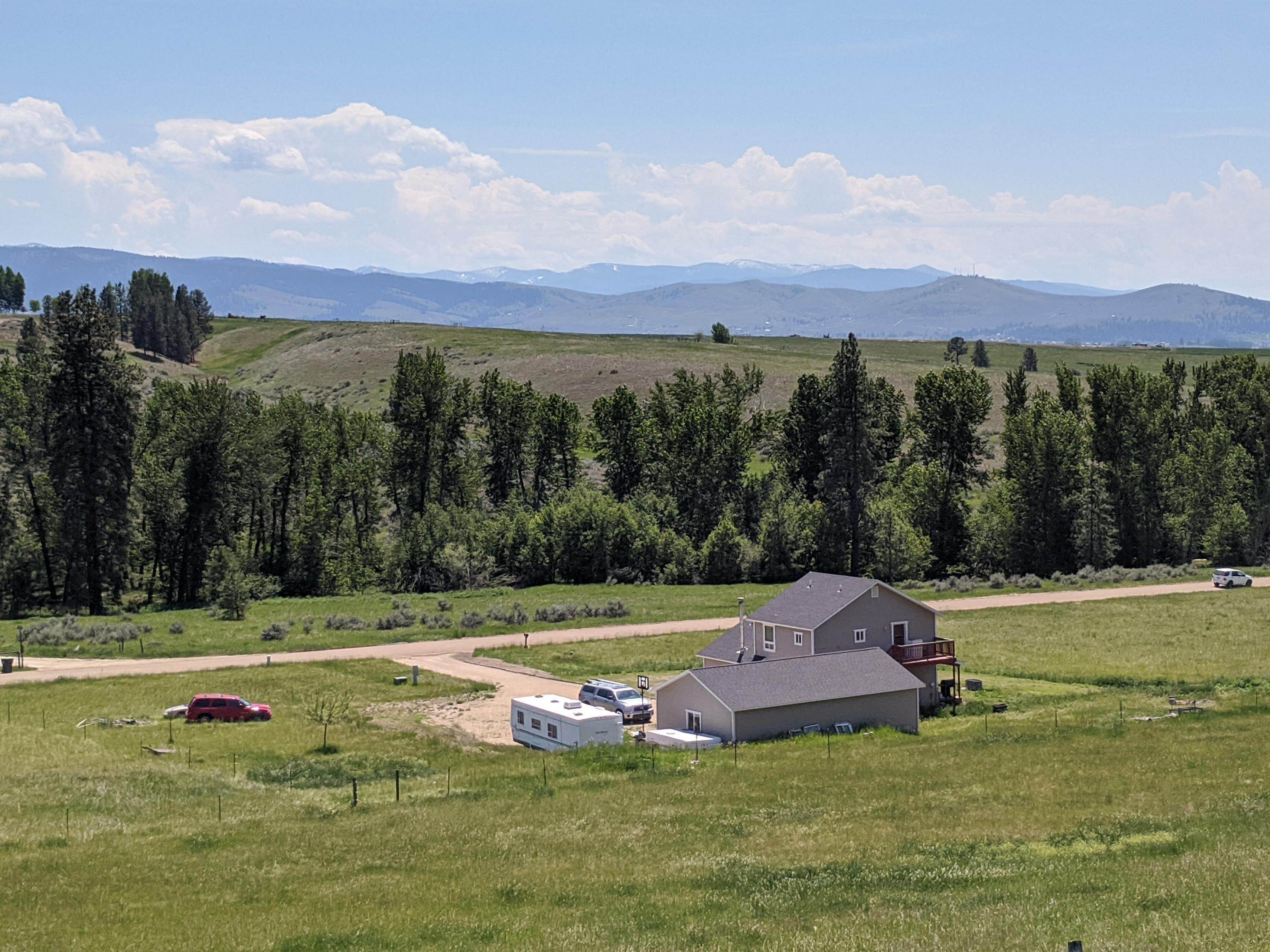 20. Single Family Homes for Sale at 539 Totem Road Stevensville, Montana 59870 United States
