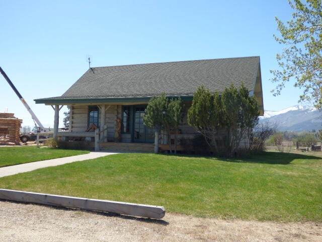7. Commercial for Sale at 1069 Us Highway 93 North Victor, Montana 59875 United States