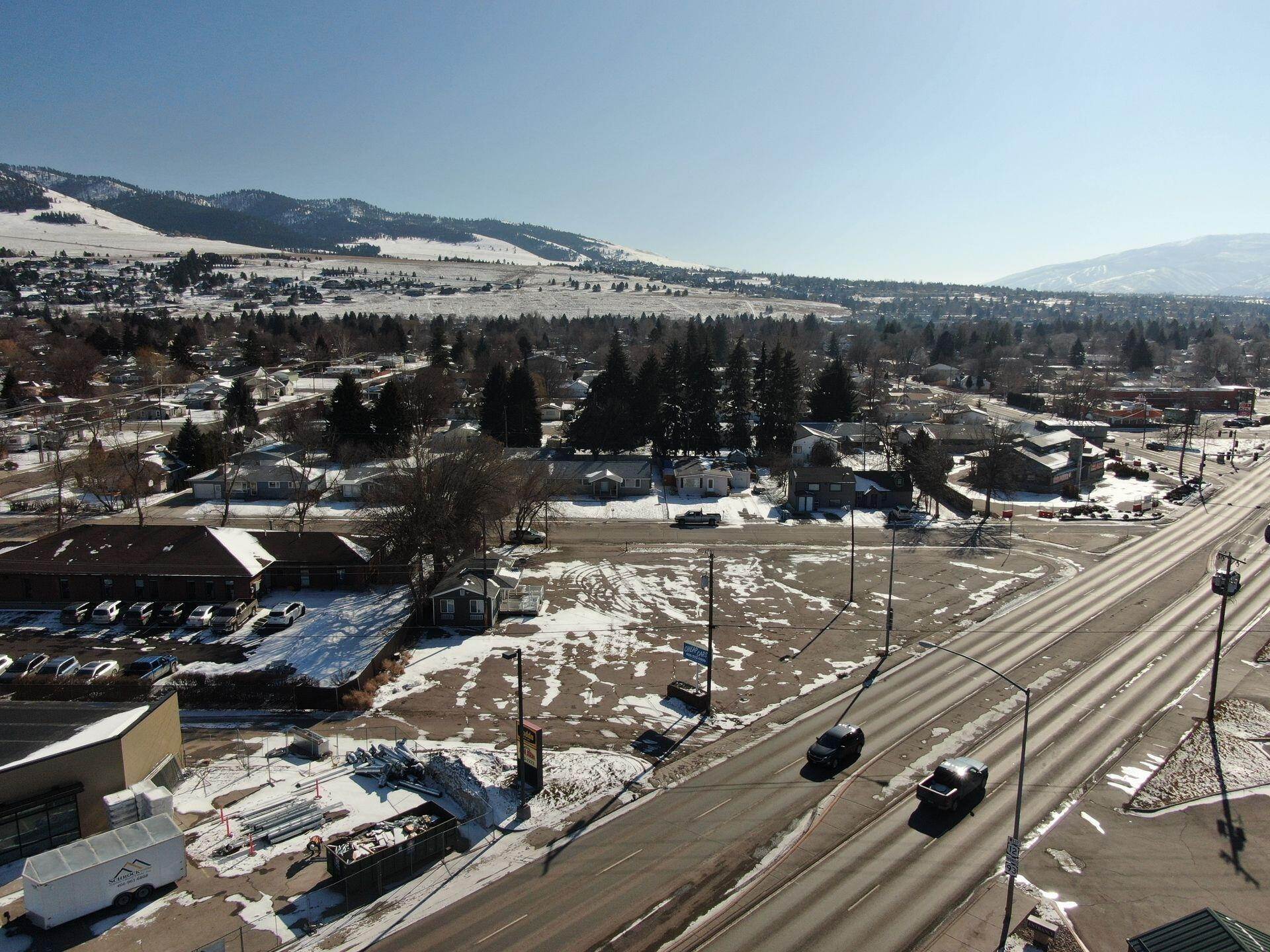 7. Commercial for Sale at 3172 Brooks Street, Missoula, Montana 59801 United States