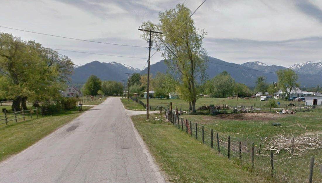 18. Multi-Family Homes for Sale at 178 Grantsdale Cutoff Road, Hamilton, Montana 59840 United States