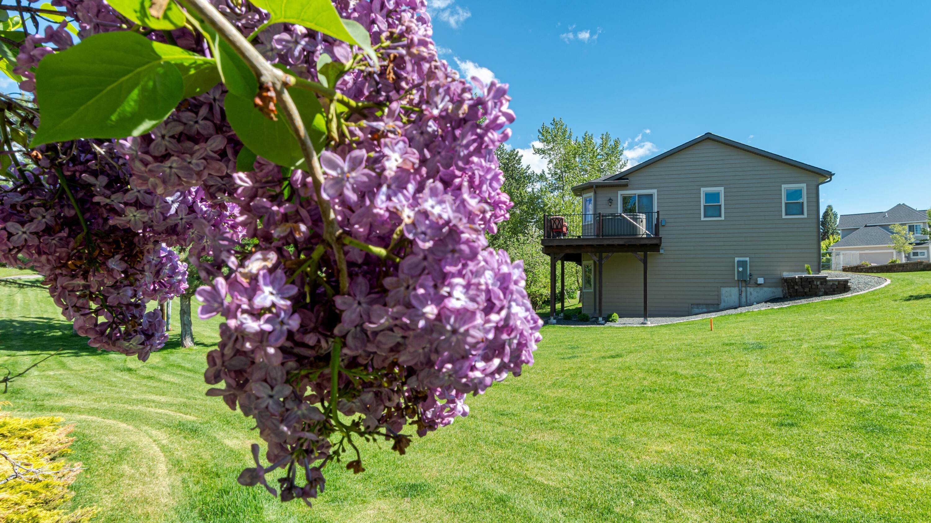 7. Single Family Homes for Sale at 6005 Helena Drive, Missoula, Montana 59803 United States