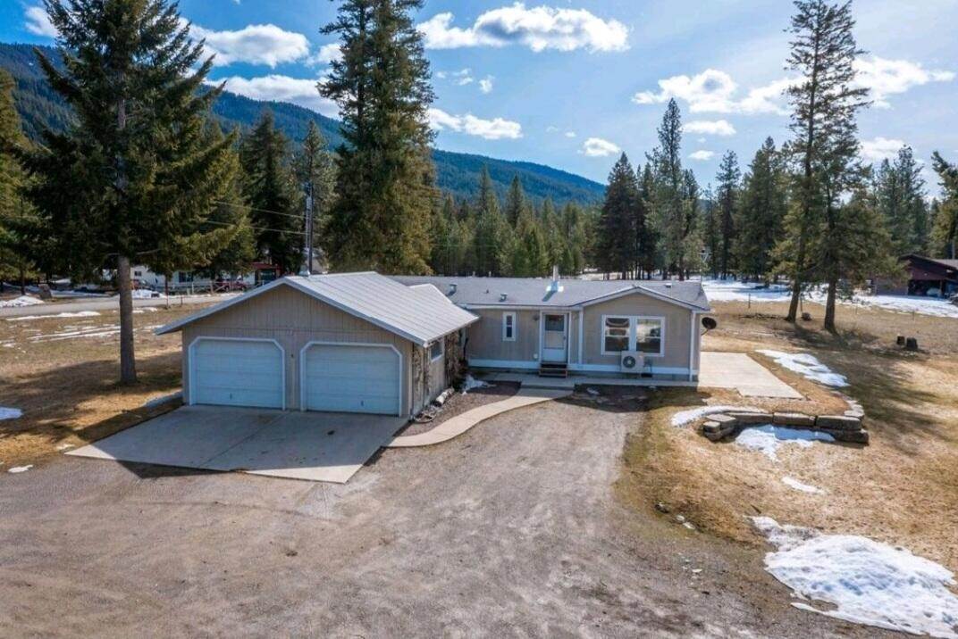 13. Single Family Homes for Sale at 6492 Farm To Market Road, Libby, Montana 59923 United States