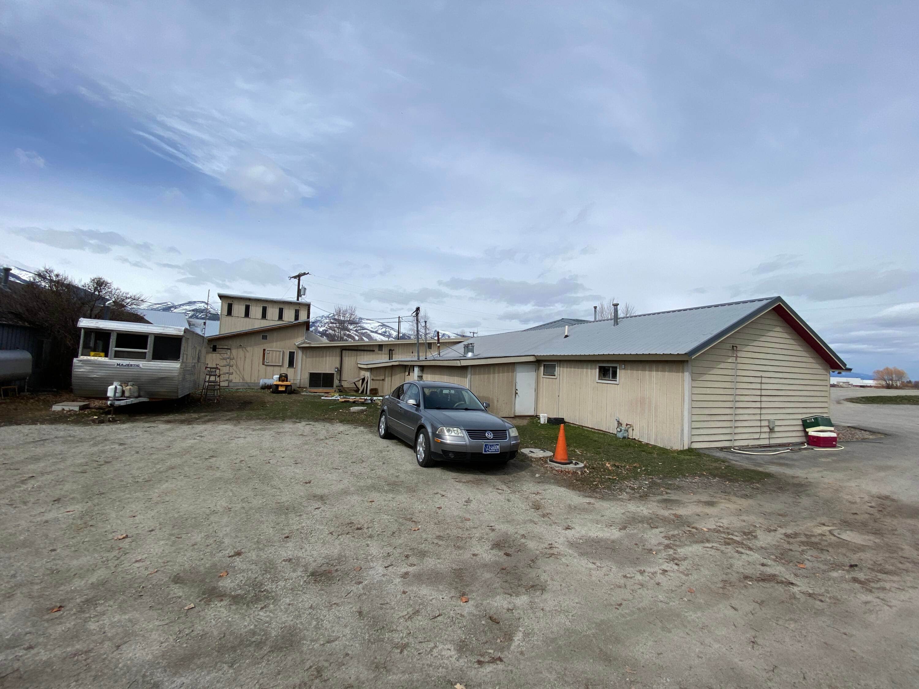 4. Commercial for Sale at 333 Marcus Street, Hamilton, Montana 59840 United States