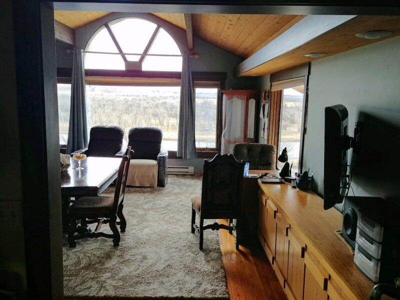 15. Single Family Homes for Sale at 482 Flood Road, Great Falls, Montana 59404 United States