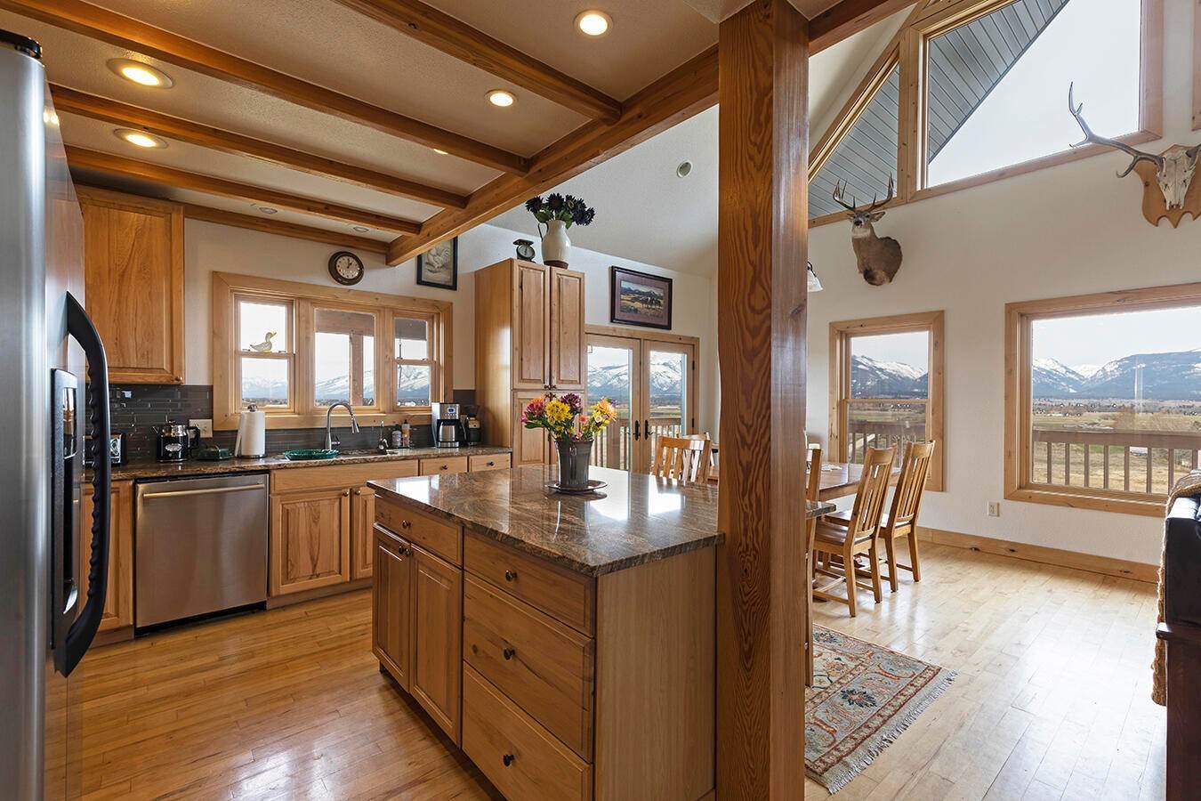7. Single Family Homes for Sale at 1858 Sutherland Lane, Corvallis, Montana 59828 United States