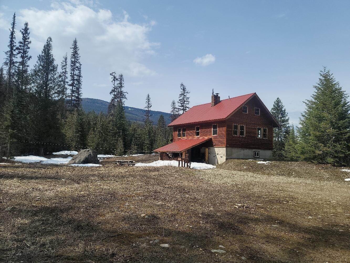 2. Single Family Homes for Sale at 670 Gus Creek Road, Yaak, Montana 59935 United States