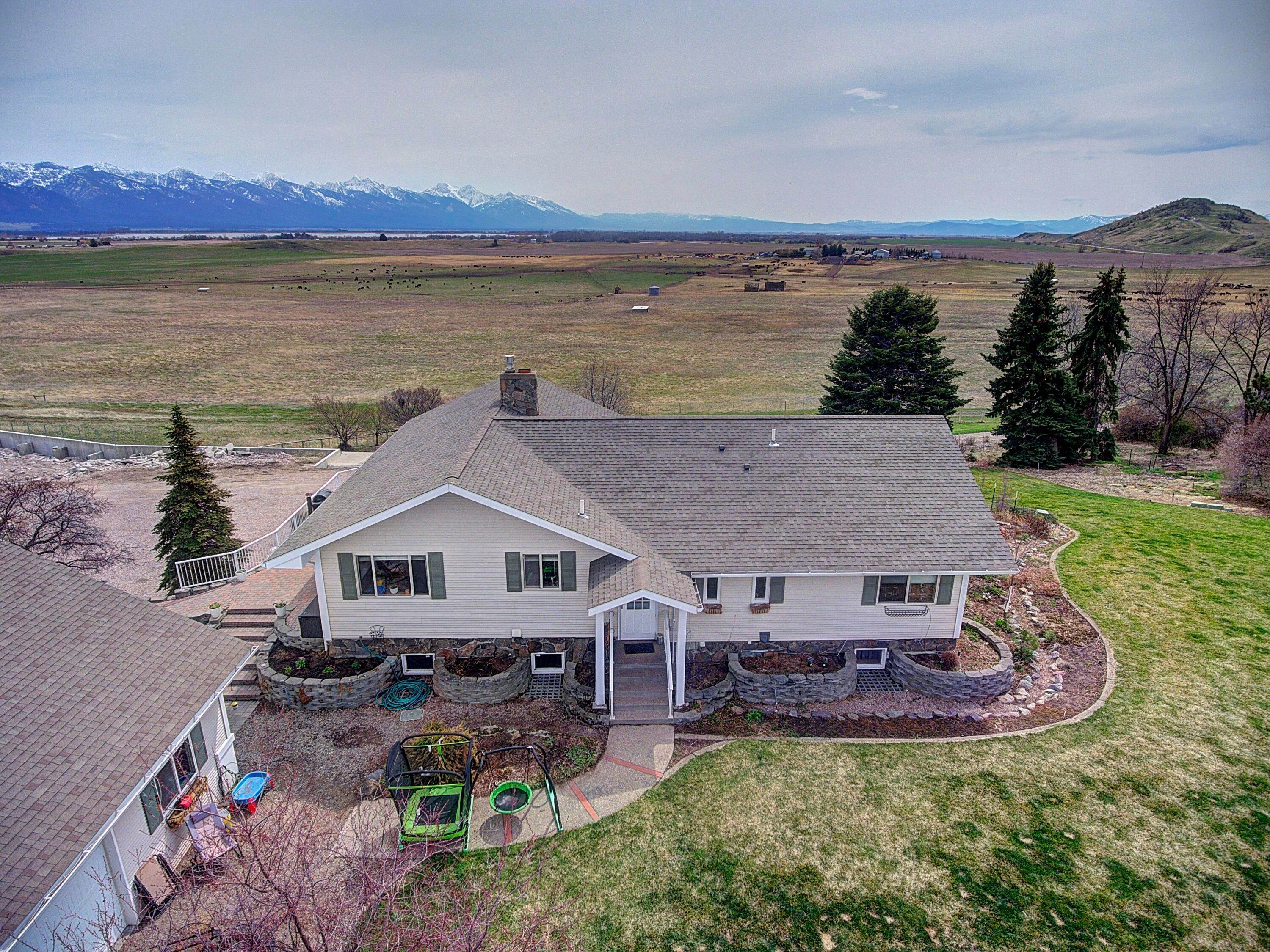 6. Single Family Homes for Sale at 39314 Suncrest Lane, Polson, Montana 59860 United States