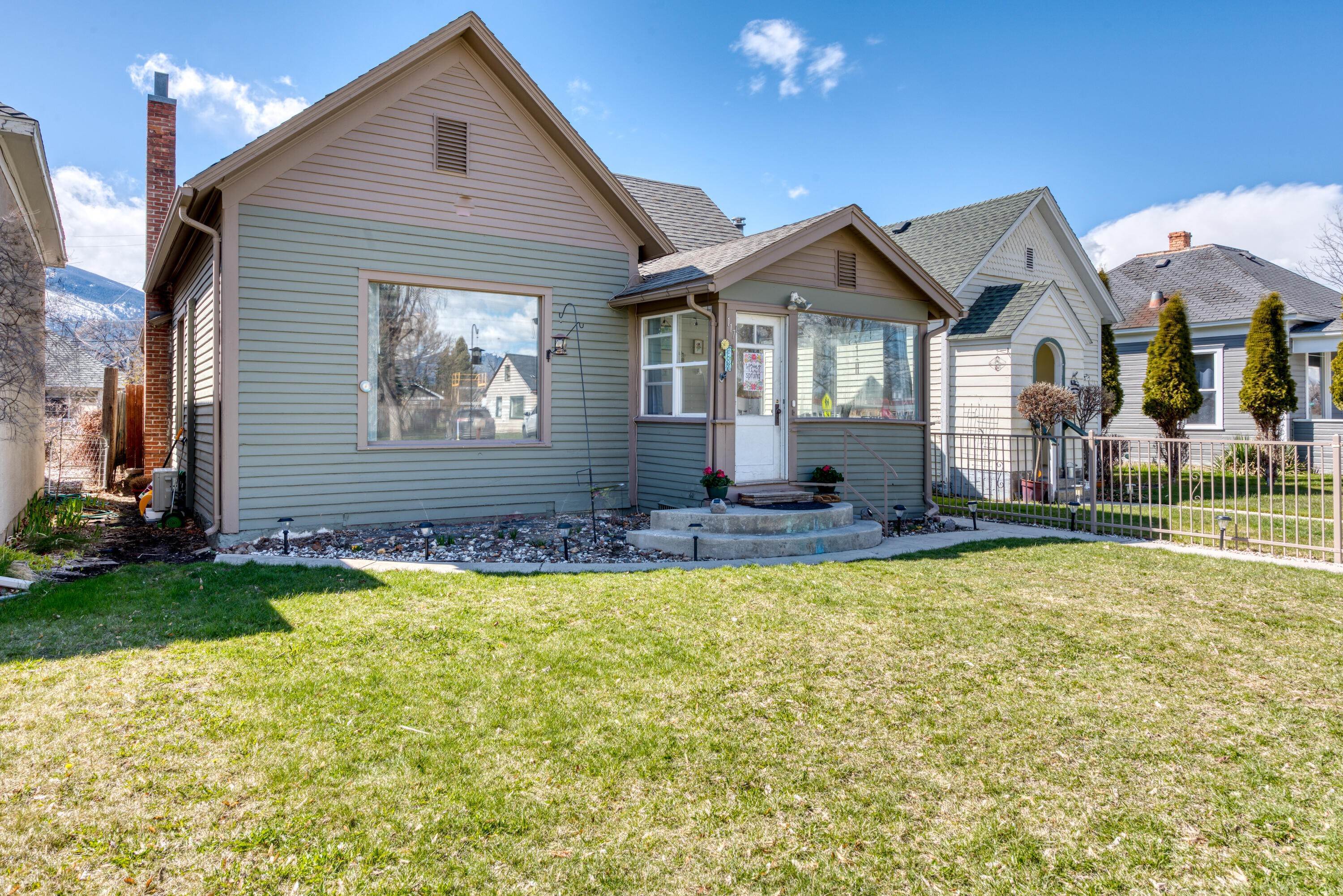 2. Multi-Family Homes for Sale at 117 North 6th Street, Hamilton, Montana 59840 United States