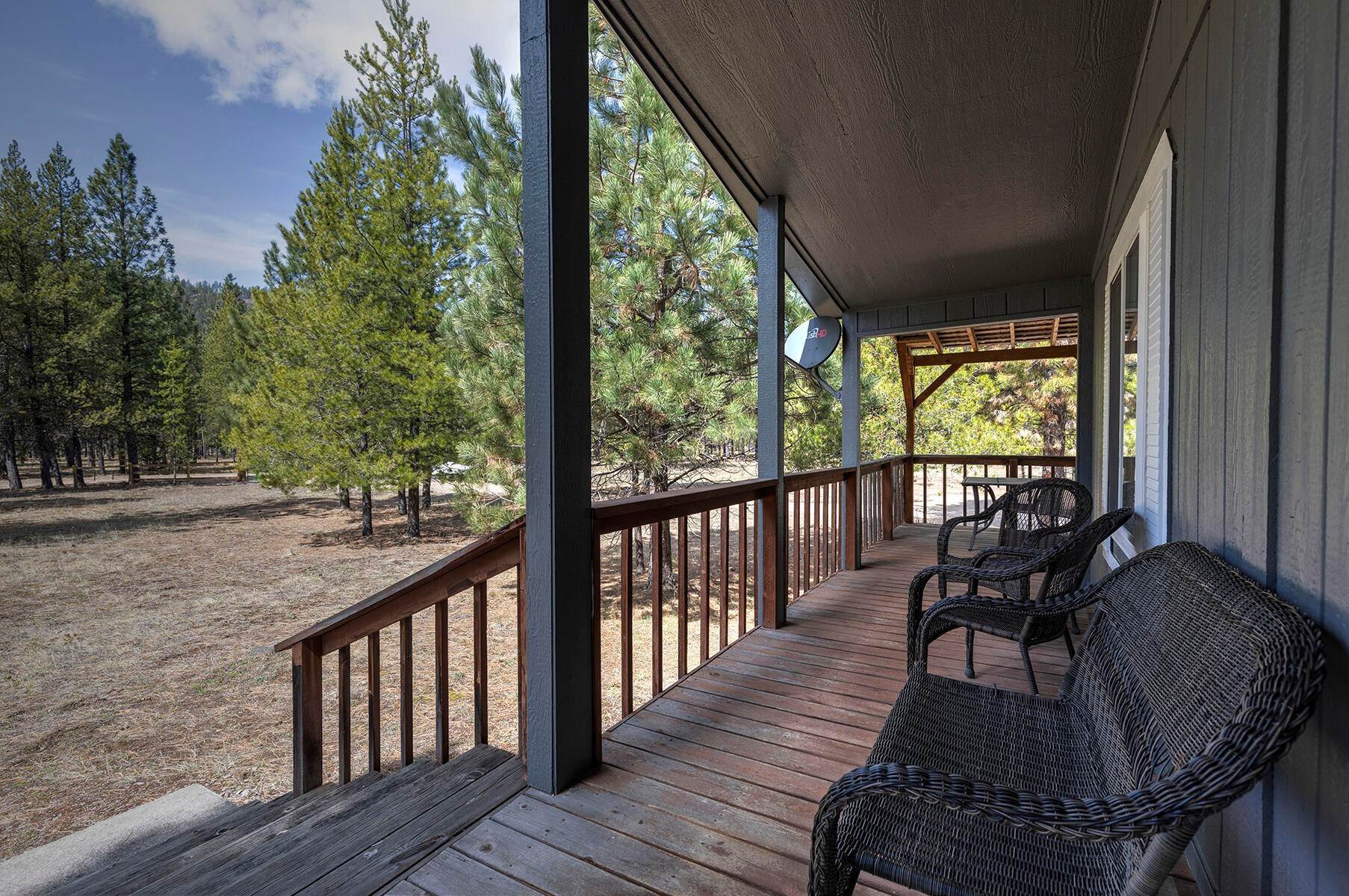 13. Single Family Homes for Sale at 4032 Old Petty Creek Road, Alberton, Montana 59820 United States