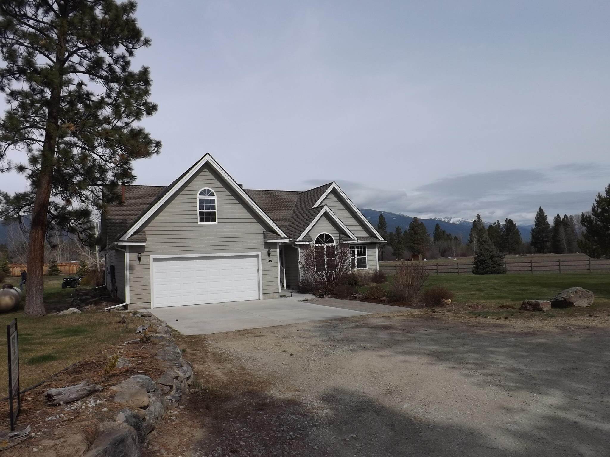 2. Single Family Homes for Sale at 148 Pine Drive, Victor, Montana 59875 United States