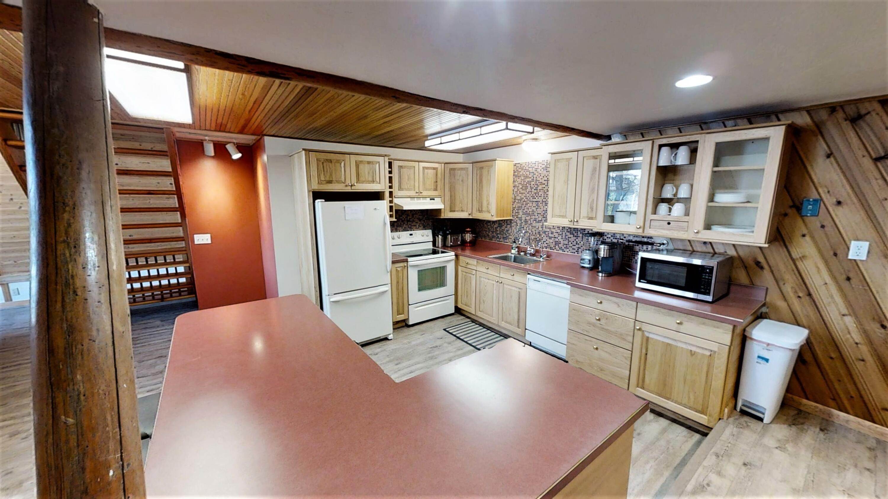 14. Single Family Homes for Sale at 338 Glen Park Road, Eureka, Montana 59917 United States