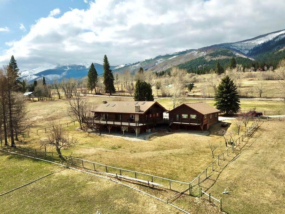 Single Family Homes for Sale at 744 Bowman Road, Hamilton, Montana 59840 United States