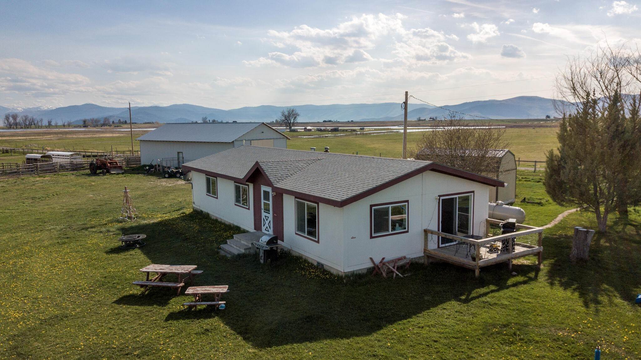3. Single Family Homes for Sale at 43414 Owls Nest Lane, Ronan, Montana 59864 United States