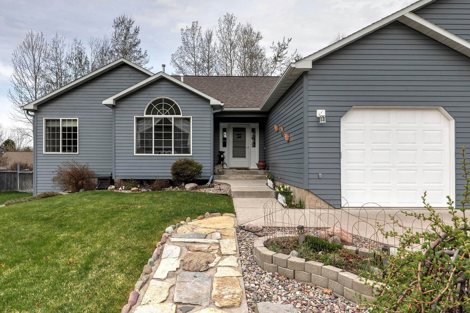 6. Single Family Homes for Sale at 1562 Cornerstone Drive, Missoula, Montana 59802 United States