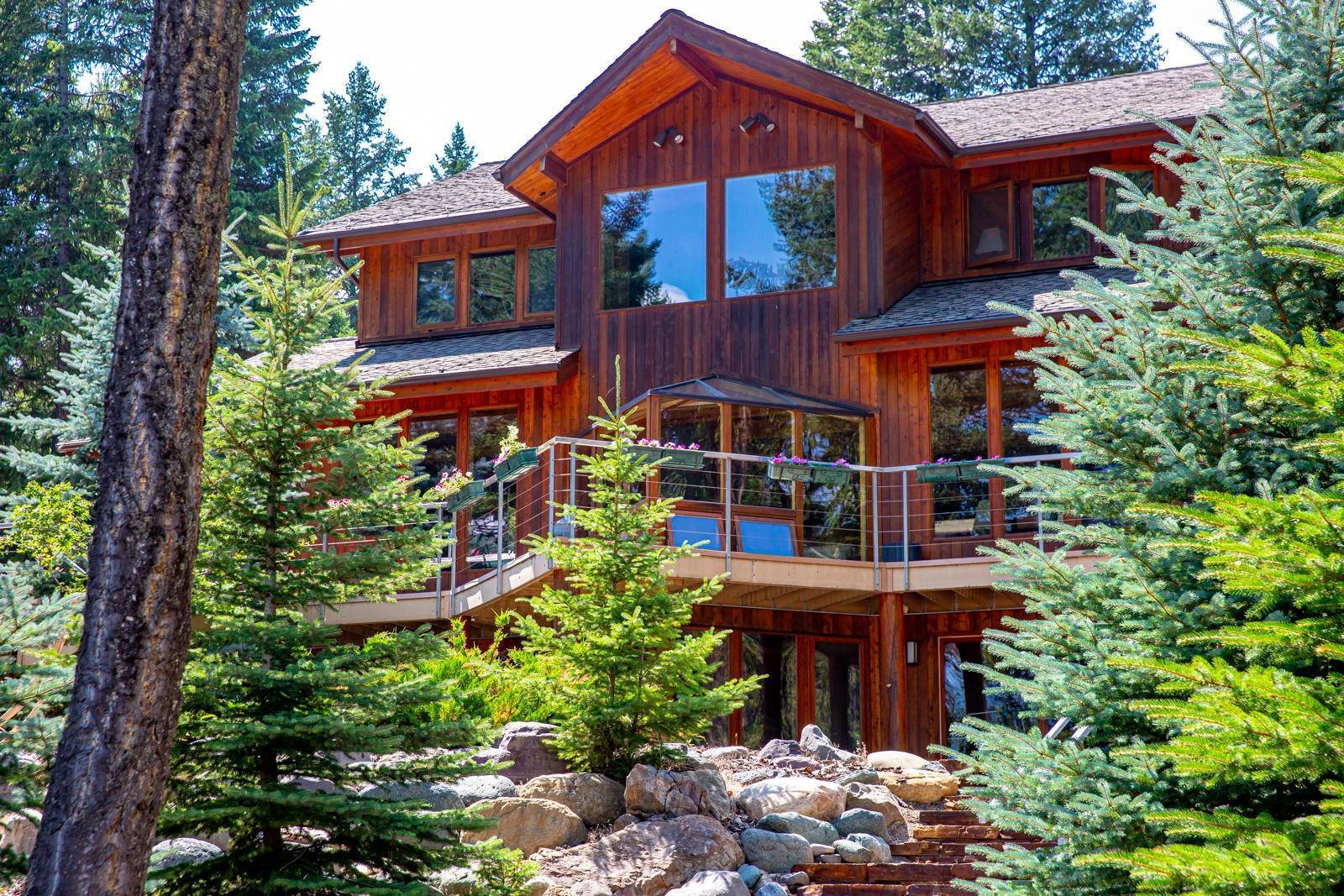 11. Single Family Homes for Sale at 1113 Pomeroy Trail, Eureka, Montana 59917 United States