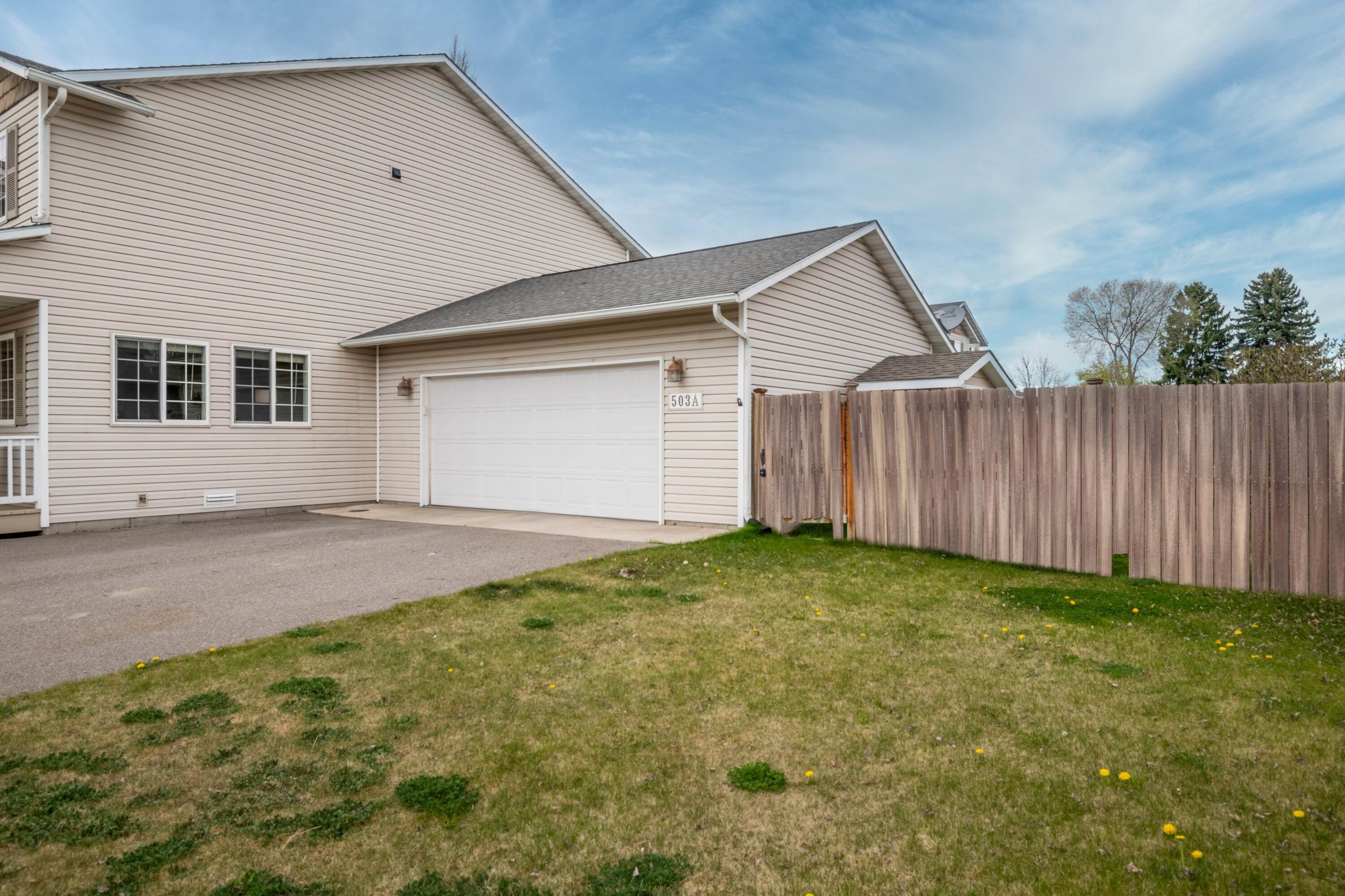 7. Single Family Homes for Sale at 503 Lafray Lane, Missoula, Montana 59801 United States