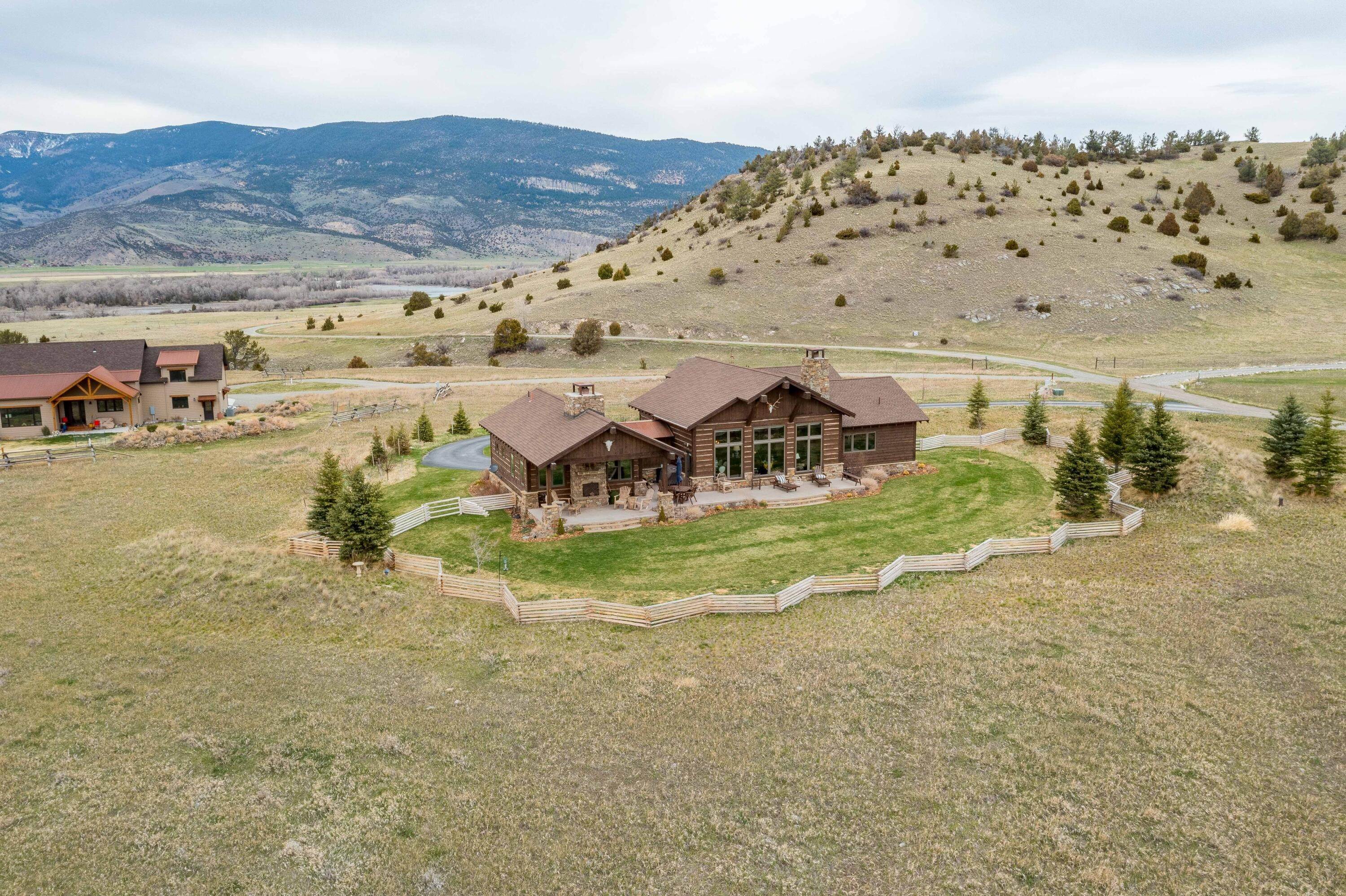 6. Single Family Homes for Sale at 15 Trout Lane, Livingston, Montana 59047 United States