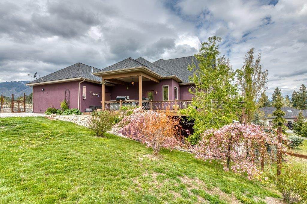 Single Family Homes for Sale at 129 Freedom Road, Hamilton, Montana 59840 United States