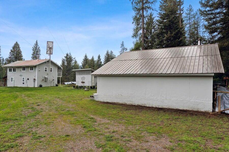 8. Single Family Homes for Sale at 9805 Us Highway 93 North, Olney, Montana 59927 United States
