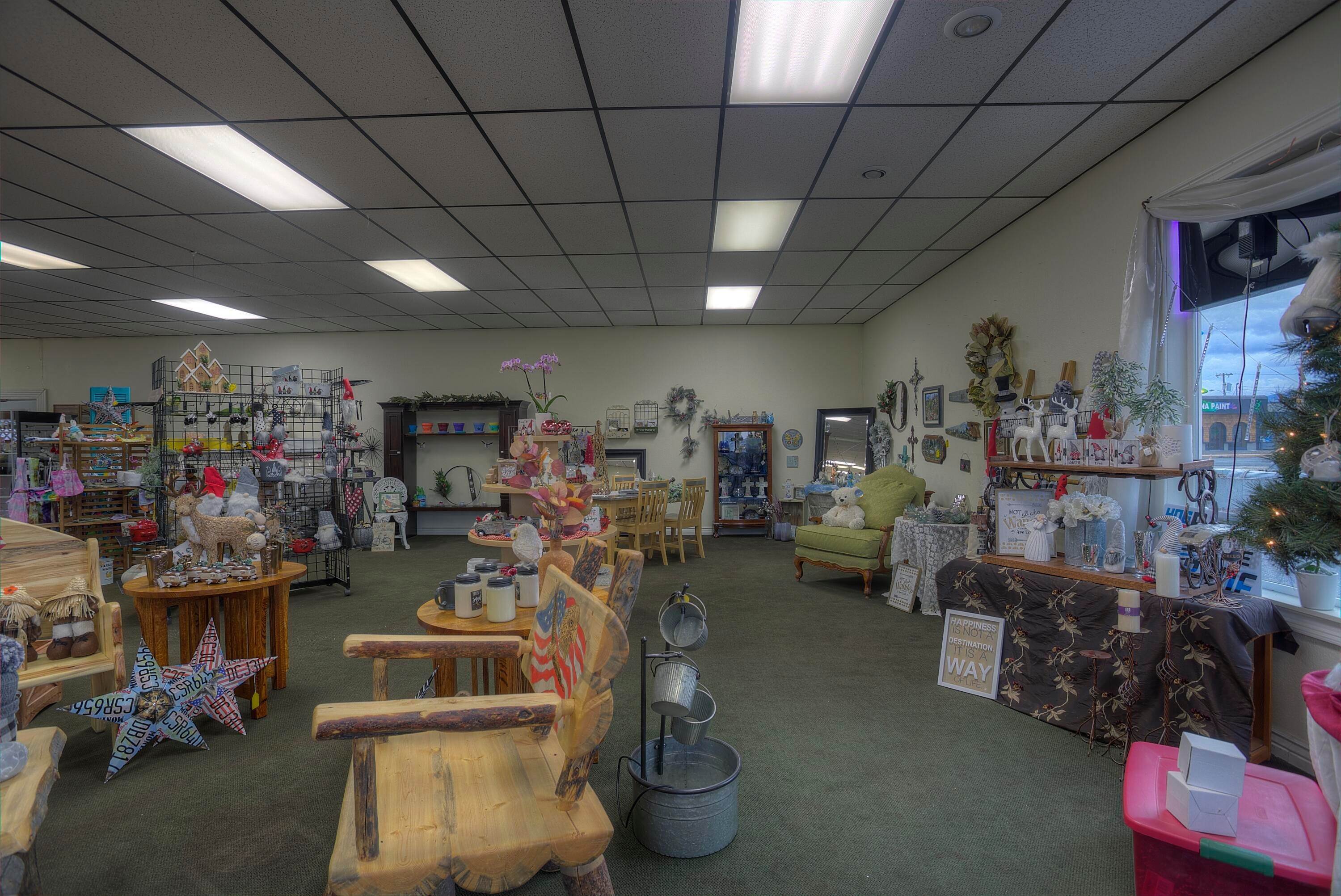 2. Commercial for Sale at 2005 Columbia Avenue, Helena, Montana 59601 United States