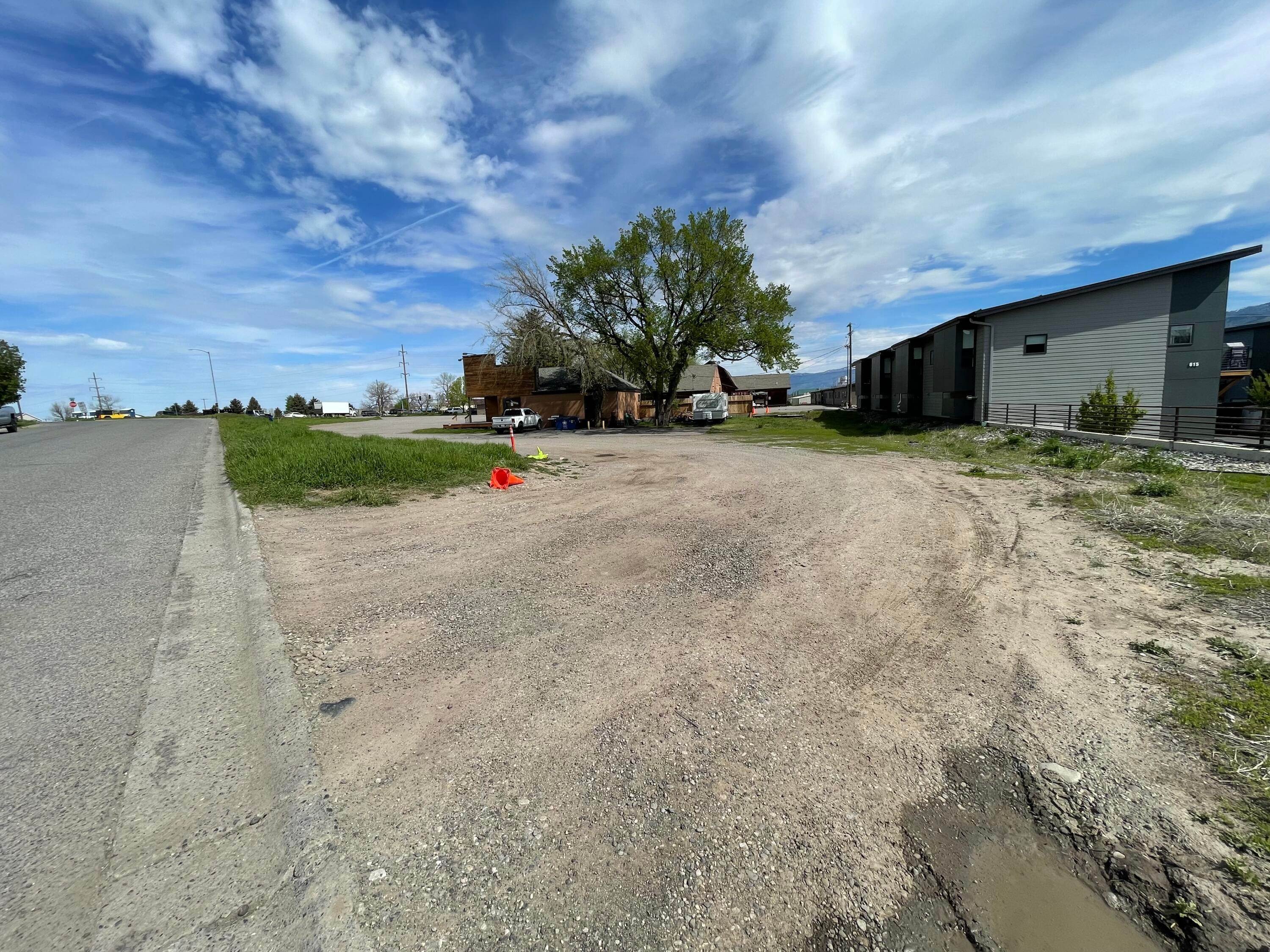 7. Commercial for Sale at 2000 North 7th Avenue, Bozeman, Montana 59715 United States