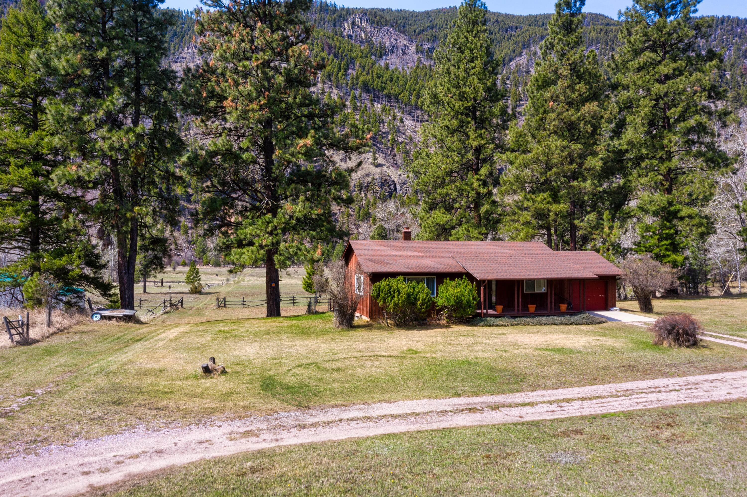 Single Family Homes for Sale at 691 Rock Creek Road, Clinton, Montana 59825 United States