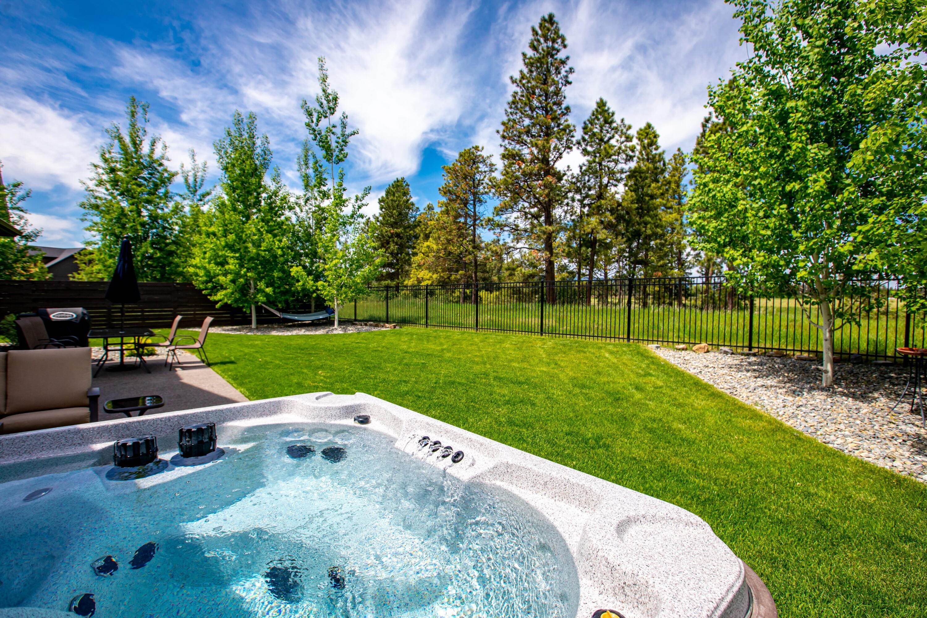 20. Single Family Homes for Sale at 124 Antler Peak Lane, Kalispell, Montana 59901 United States