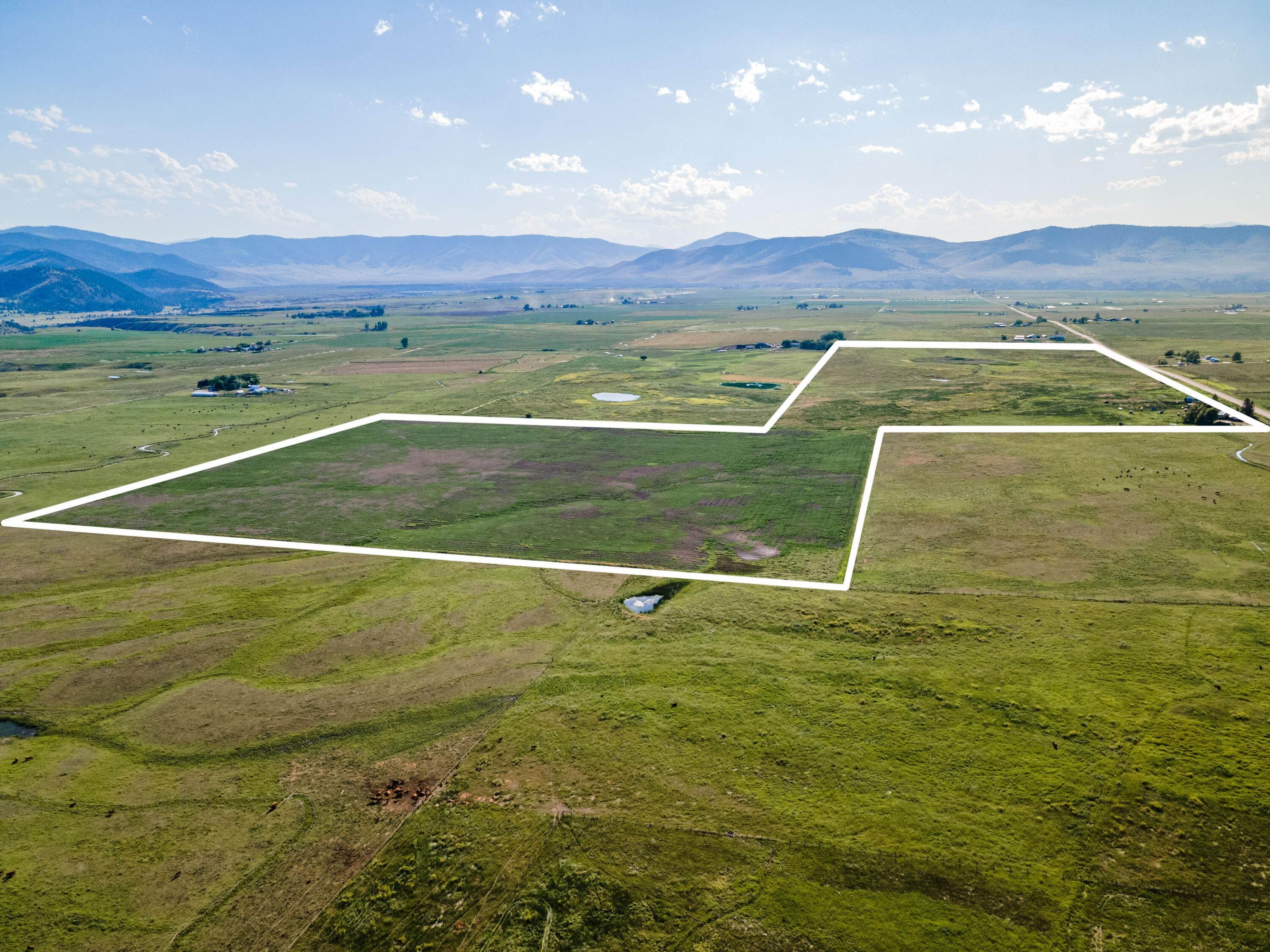 12. Single Family Homes for Sale at 43715 Round Butte Road, Ronan, Montana 59864 United States
