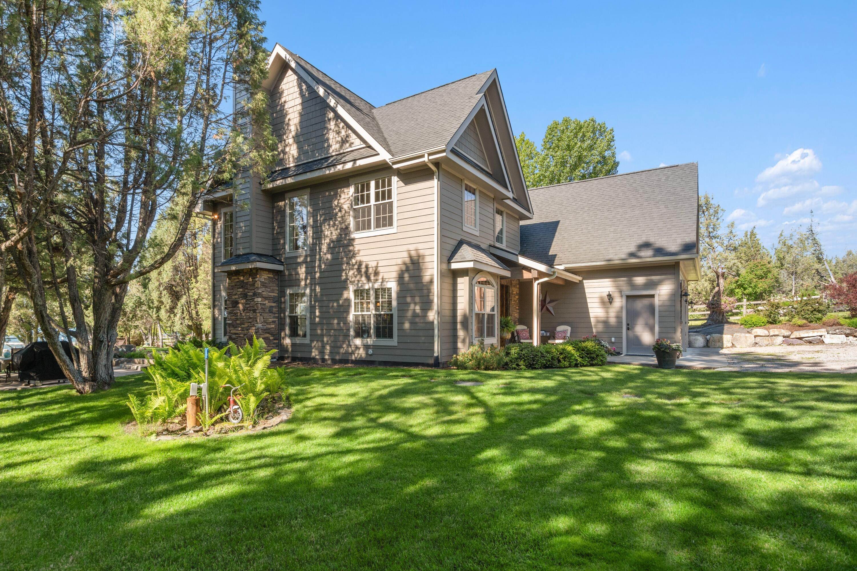 8. Single Family Homes for Sale at 23695 Wild Horse Shores Lane, Dayton, Montana 59914 United States