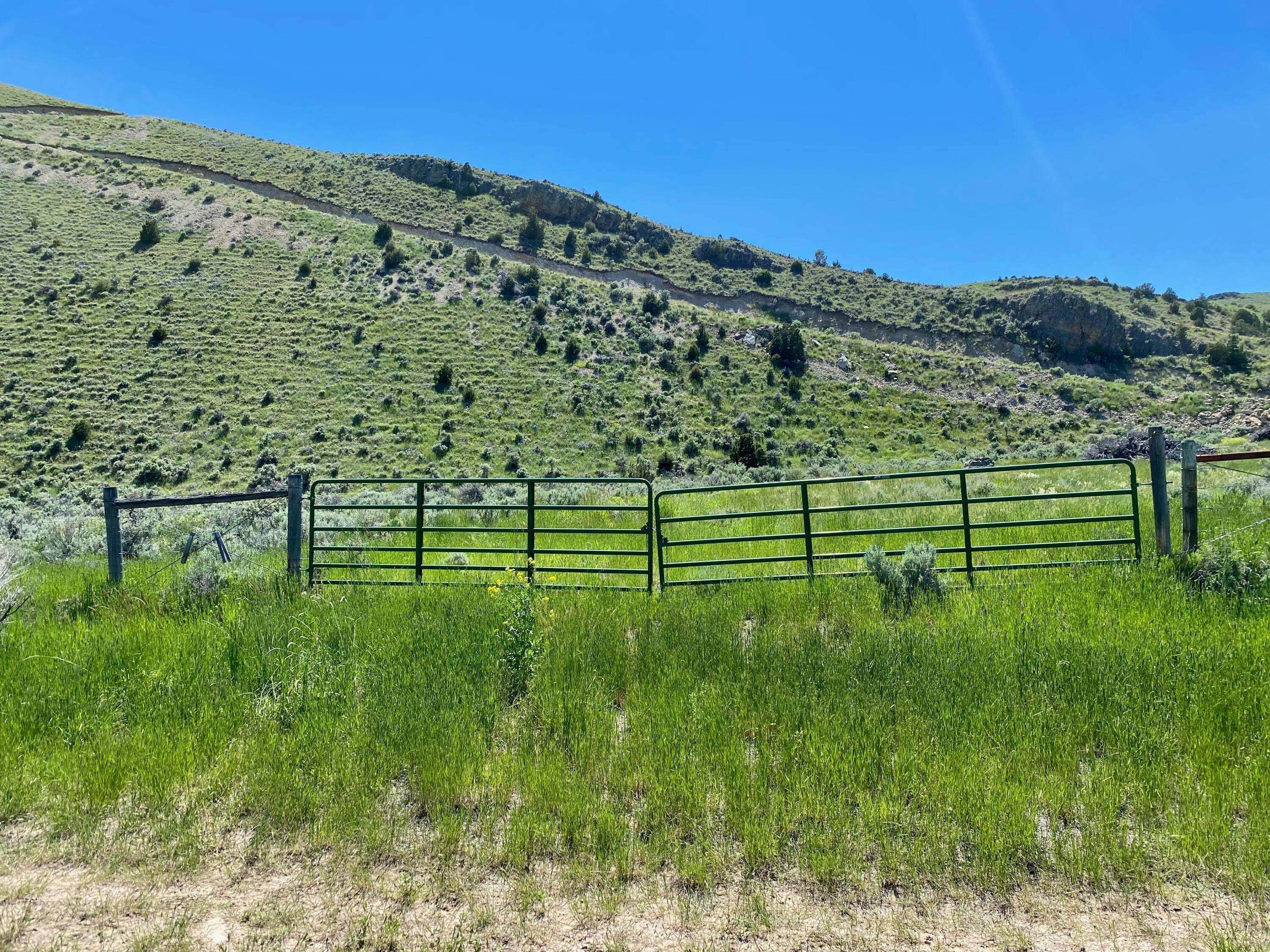 2. Commercial for Sale at Tbd Pipe Organ Road, Dillon, Montana 59725 United States