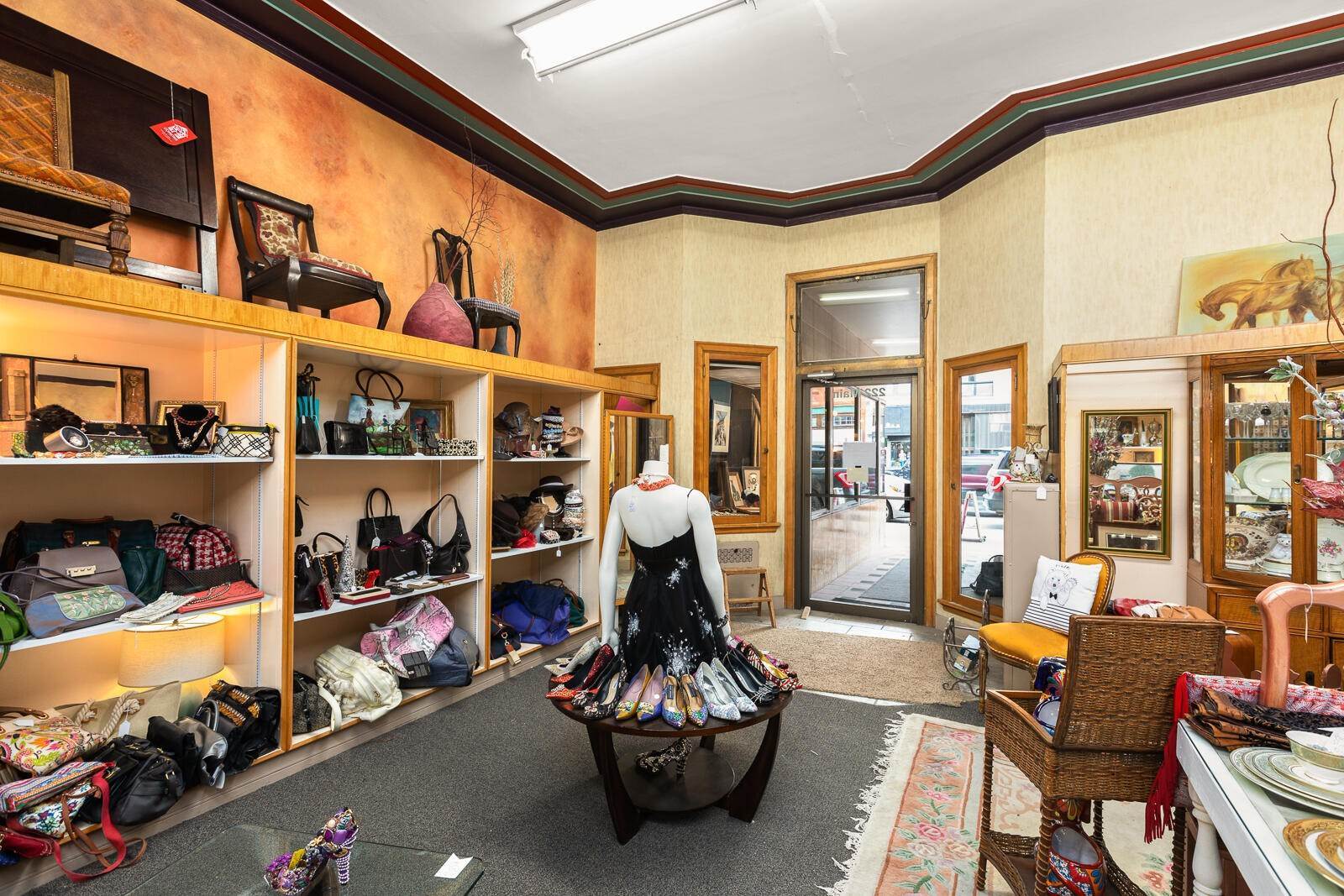 11. Commercial for Sale at 224 South Main Street, Kalispell, Montana 59901 United States