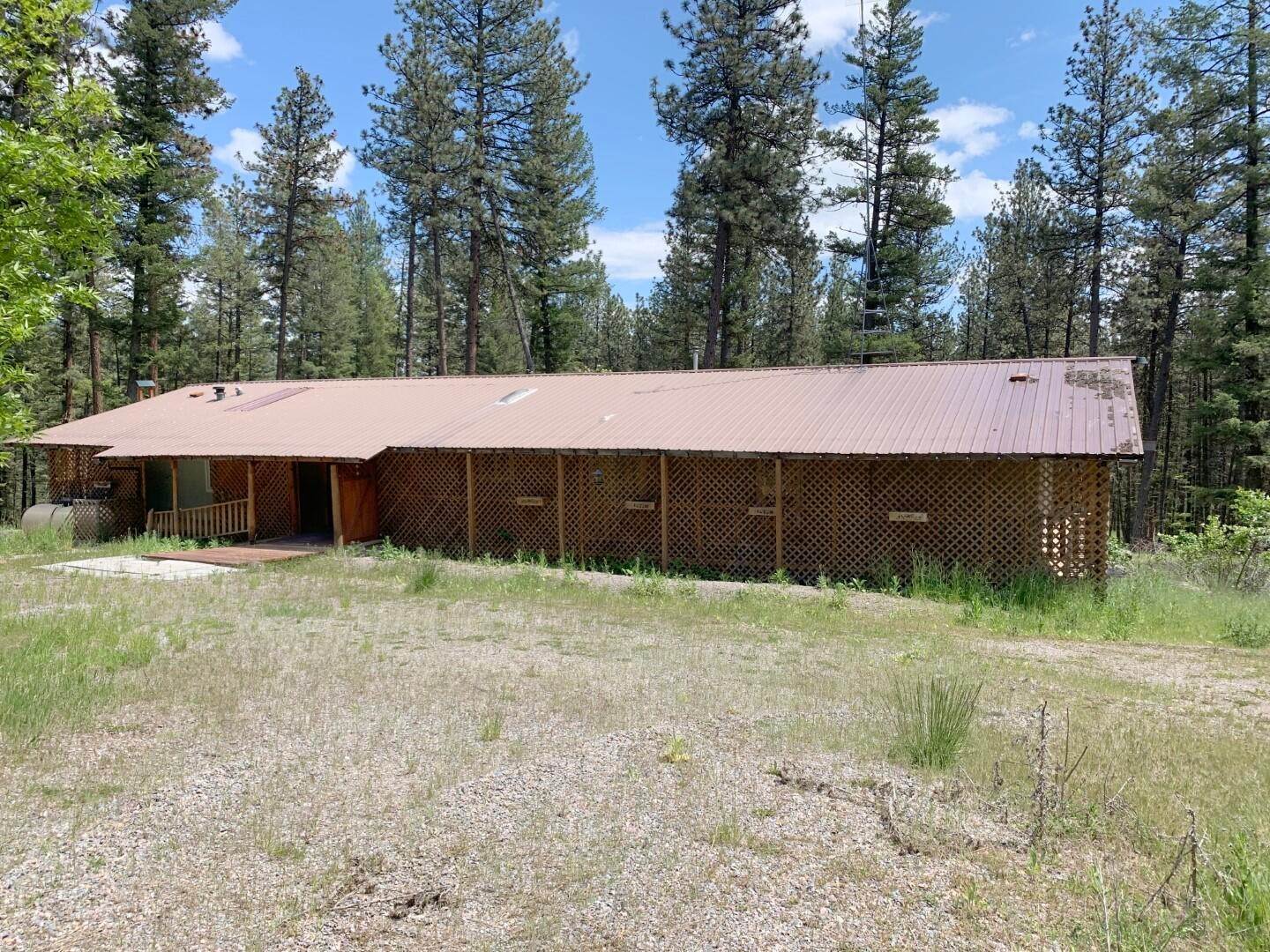 2. Single Family Homes for Sale at 19500 Pond Road, Frenchtown, Montana 59834 United States