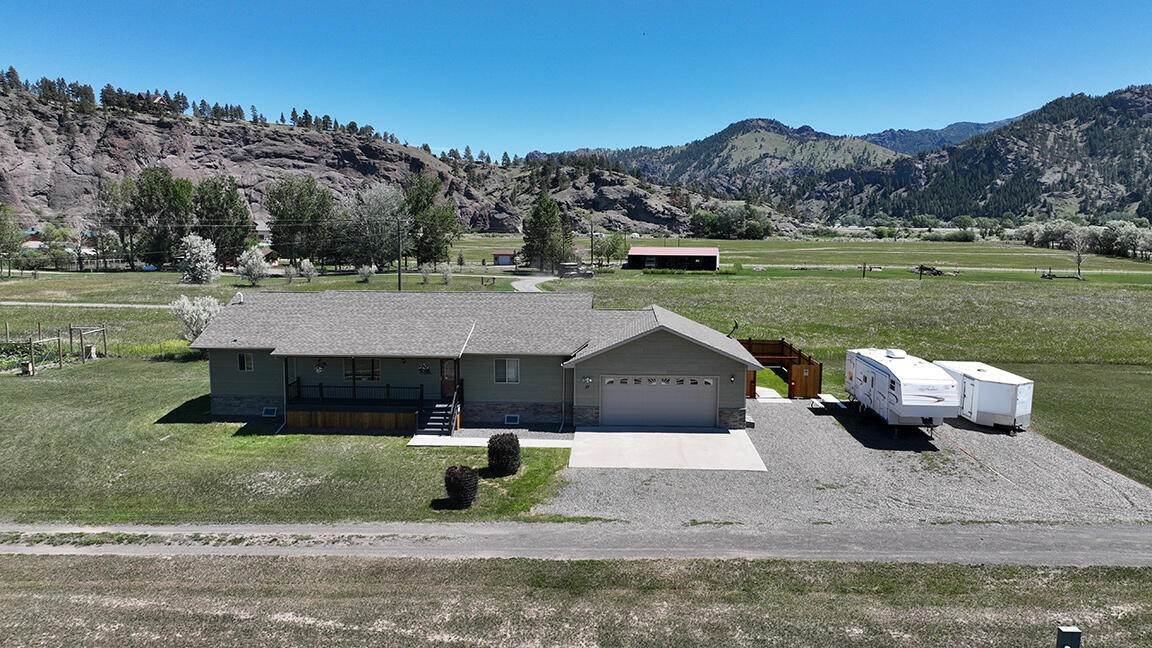 1. Single Family Homes for Sale at 27 Meadow Lane, Cascade, Montana 59421 United States