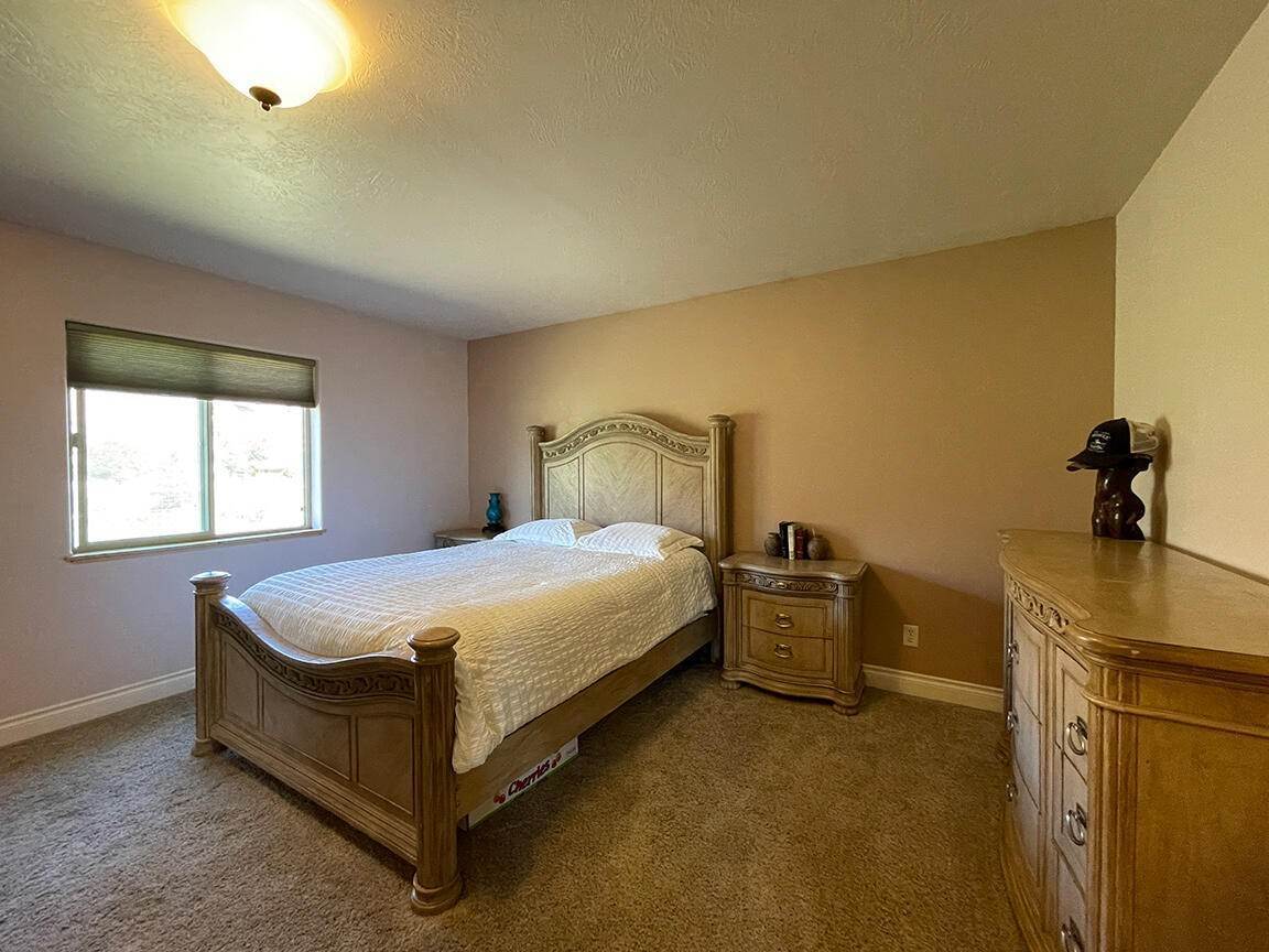 15. Single Family Homes for Sale at 27 Meadow Lane, Cascade, Montana 59421 United States