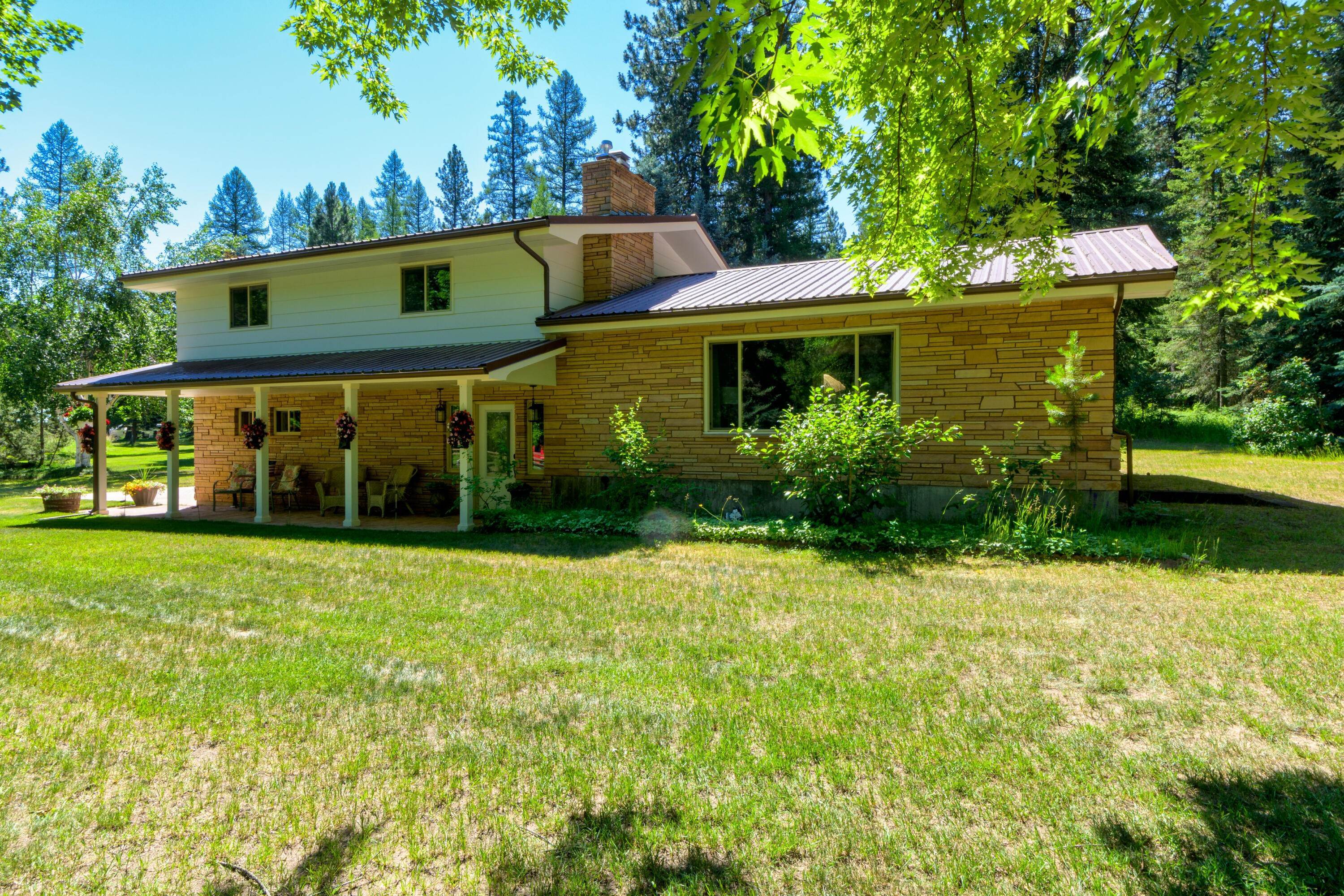 4. Single Family Homes for Sale at 70 Fourmile Creek Road, St. Regis, Montana 59866 United States