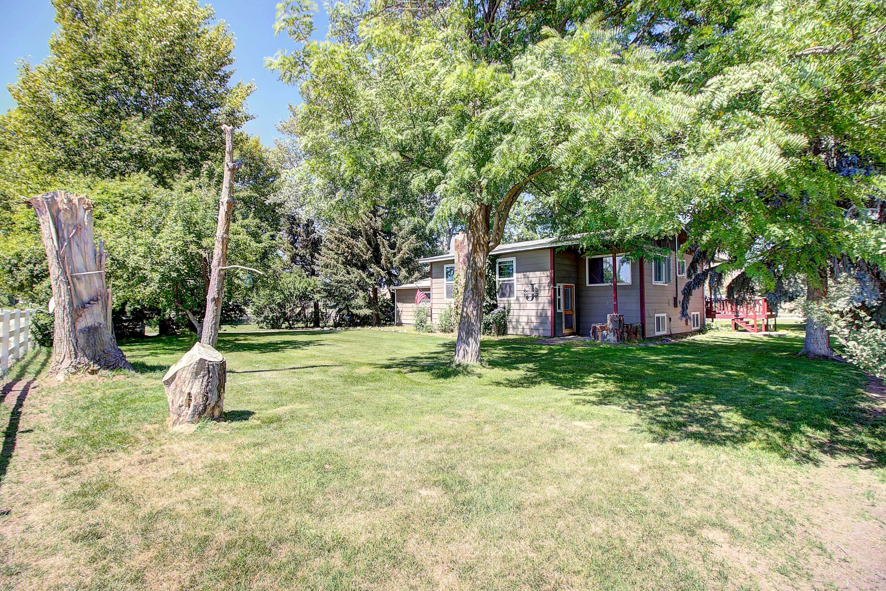 8. Single Family Homes for Sale at 43576 Buffalo Bridge Road, Polson, Montana 59860 United States