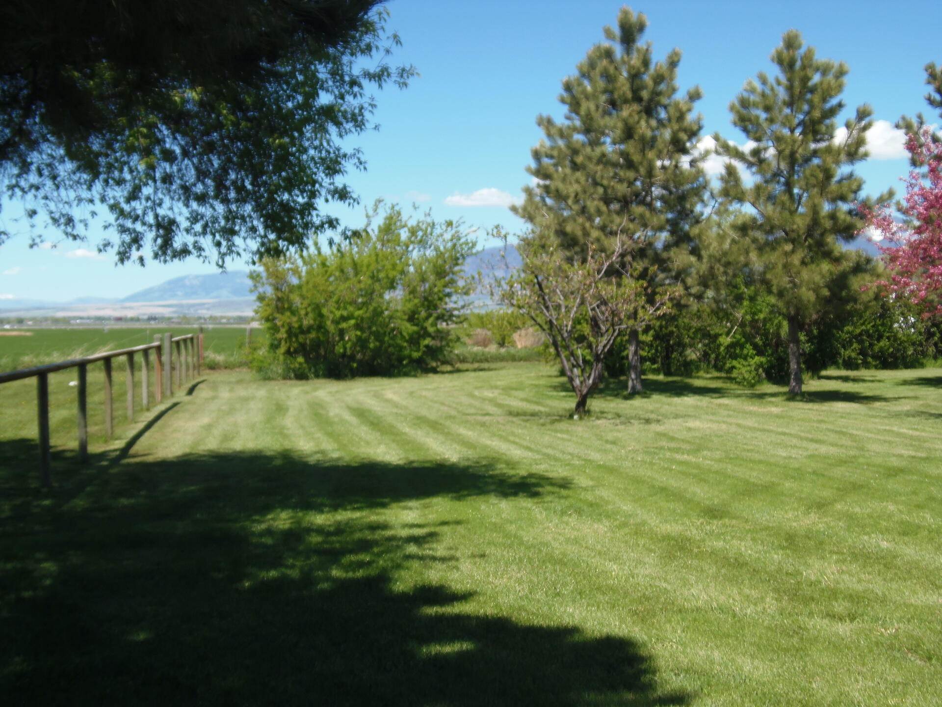 6. Single Family Homes for Sale at 727 Harper Puckett Road, Bozeman, Montana 59718 United States