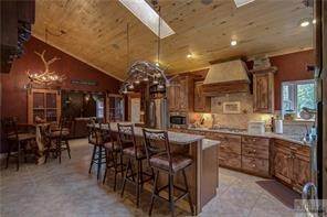 12. Single Family Homes for Sale at 11 Mission Lane, Joliet, Montana 59041 United States