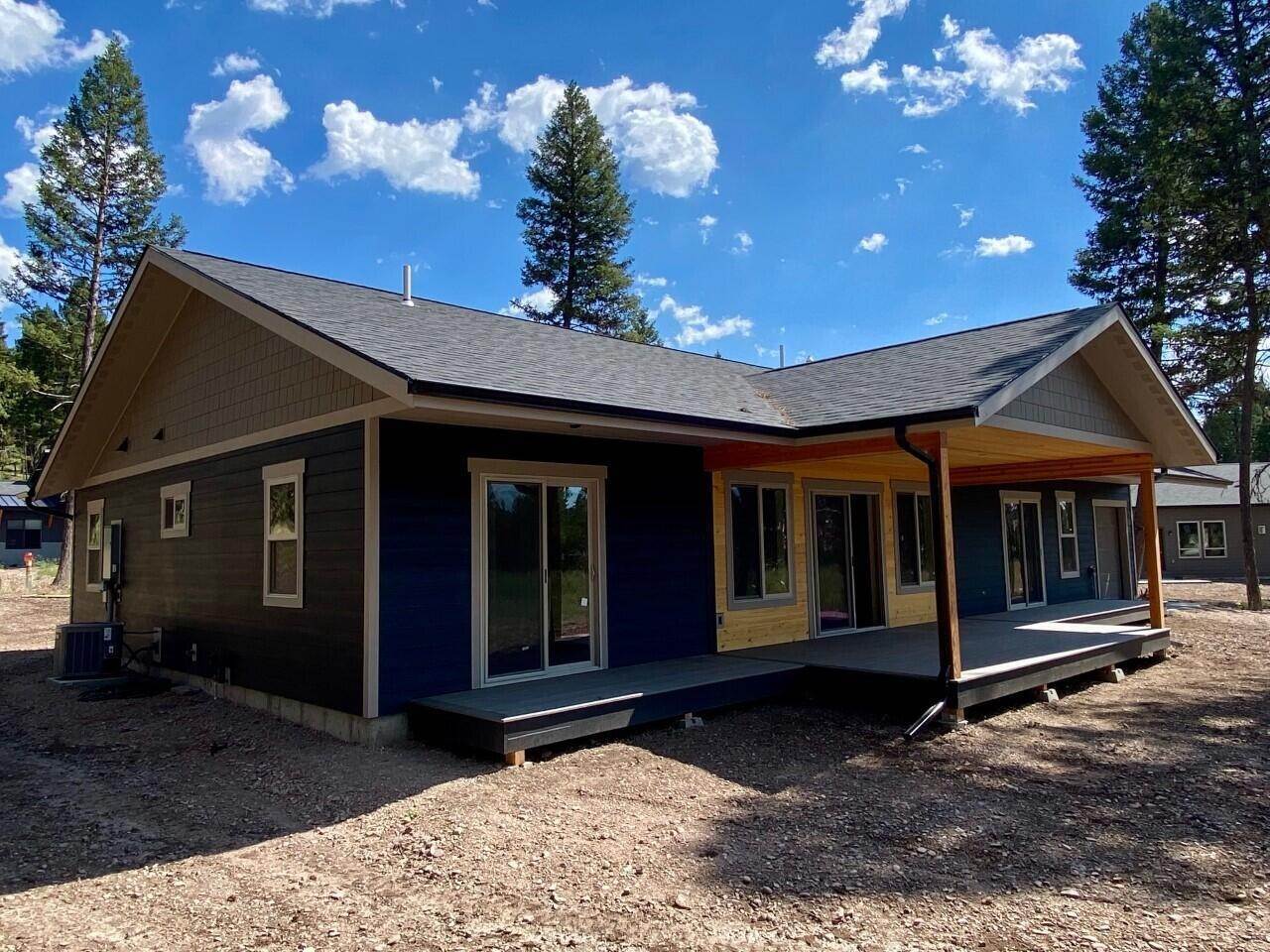 7. Single Family Homes for Sale at 240 Silvertip Trail, Seeley Lake, Montana 59868 United States